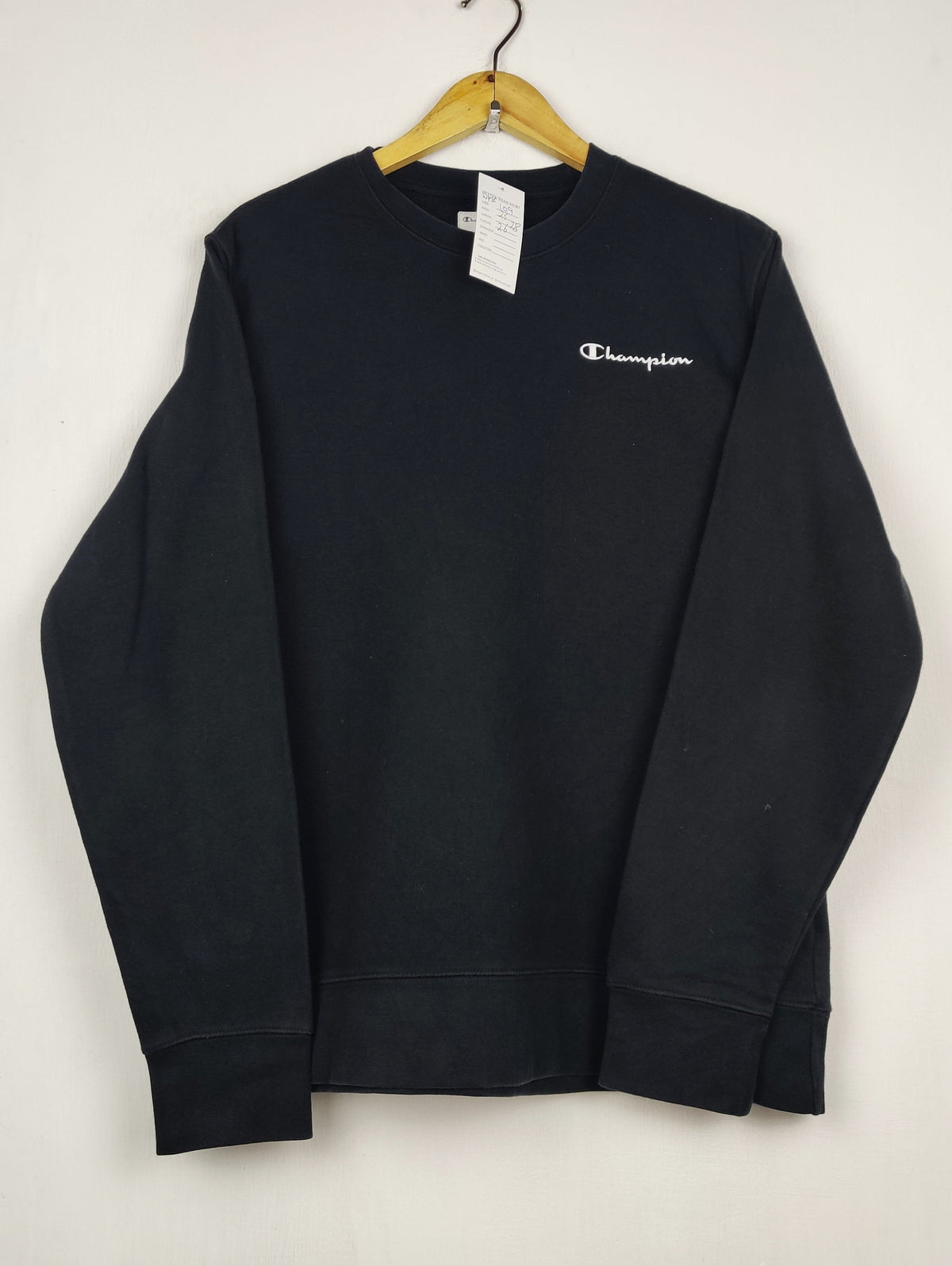 Buy online pre-used pre-loved 100% authentic & Original branded C.H.A.M.P.I.O.N (WMS-109) available in Pakistan. Top international brands avilable.