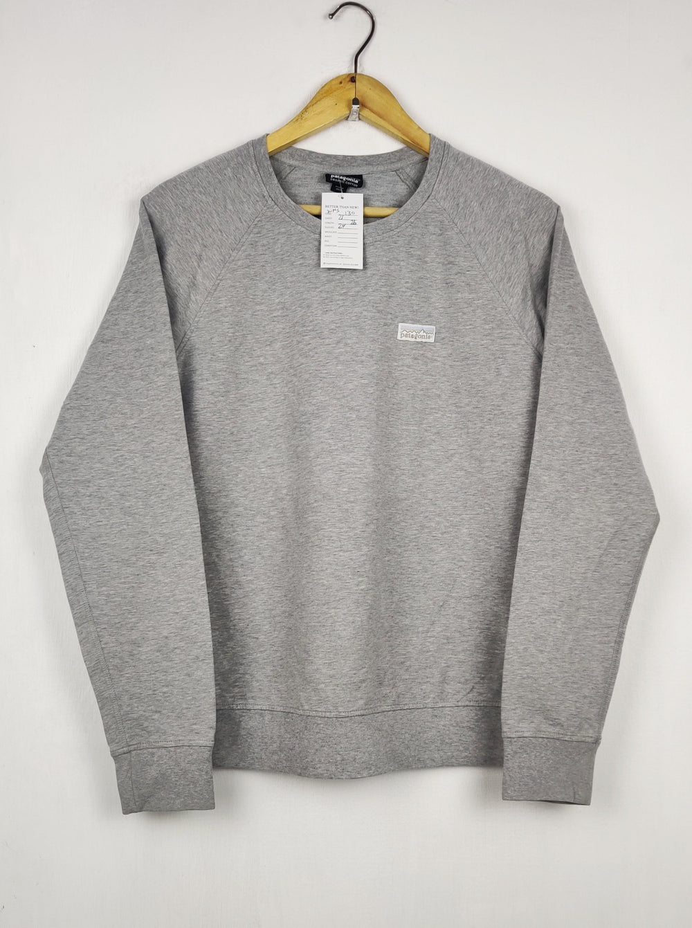 Buy online pre-used pre-loved 100% authentic & Original branded Patagonia (WMS-130) available in Pakistan. Top international brands avilable.
