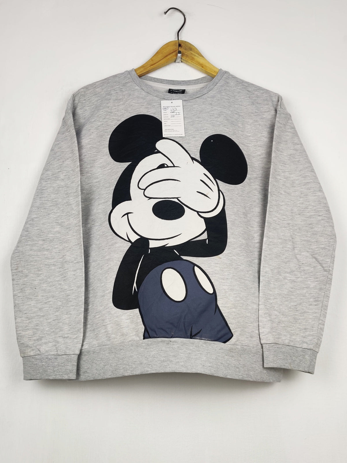Buy online pre-used pre-loved 100% authentic & Original branded Disney (WMS-143) available in Pakistan. Top international brands avilable.