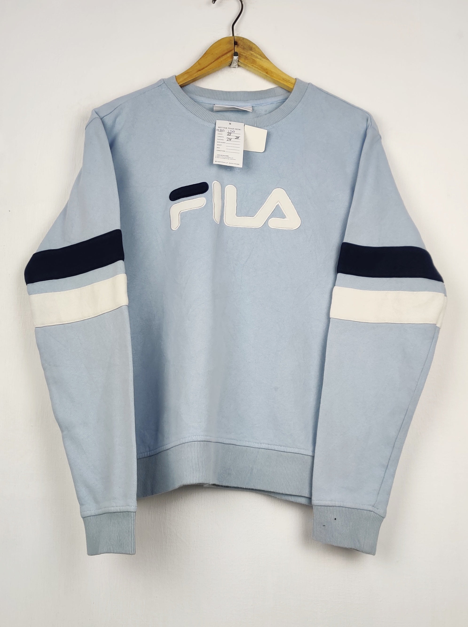 Buy online pre-used pre-loved 100% authentic & Original branded F.I.L.A (WMS-150) available in Pakistan. Top international brands avilable.