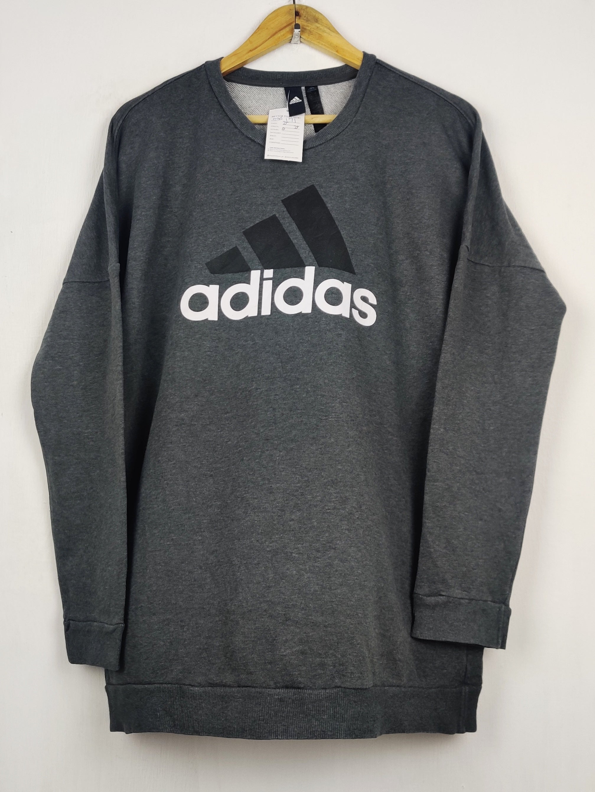 Buy online pre-used pre-loved 100% authentic & Original branded A.D.I.D.A.S (WMS-171) available in Pakistan. Top international brands avilable.