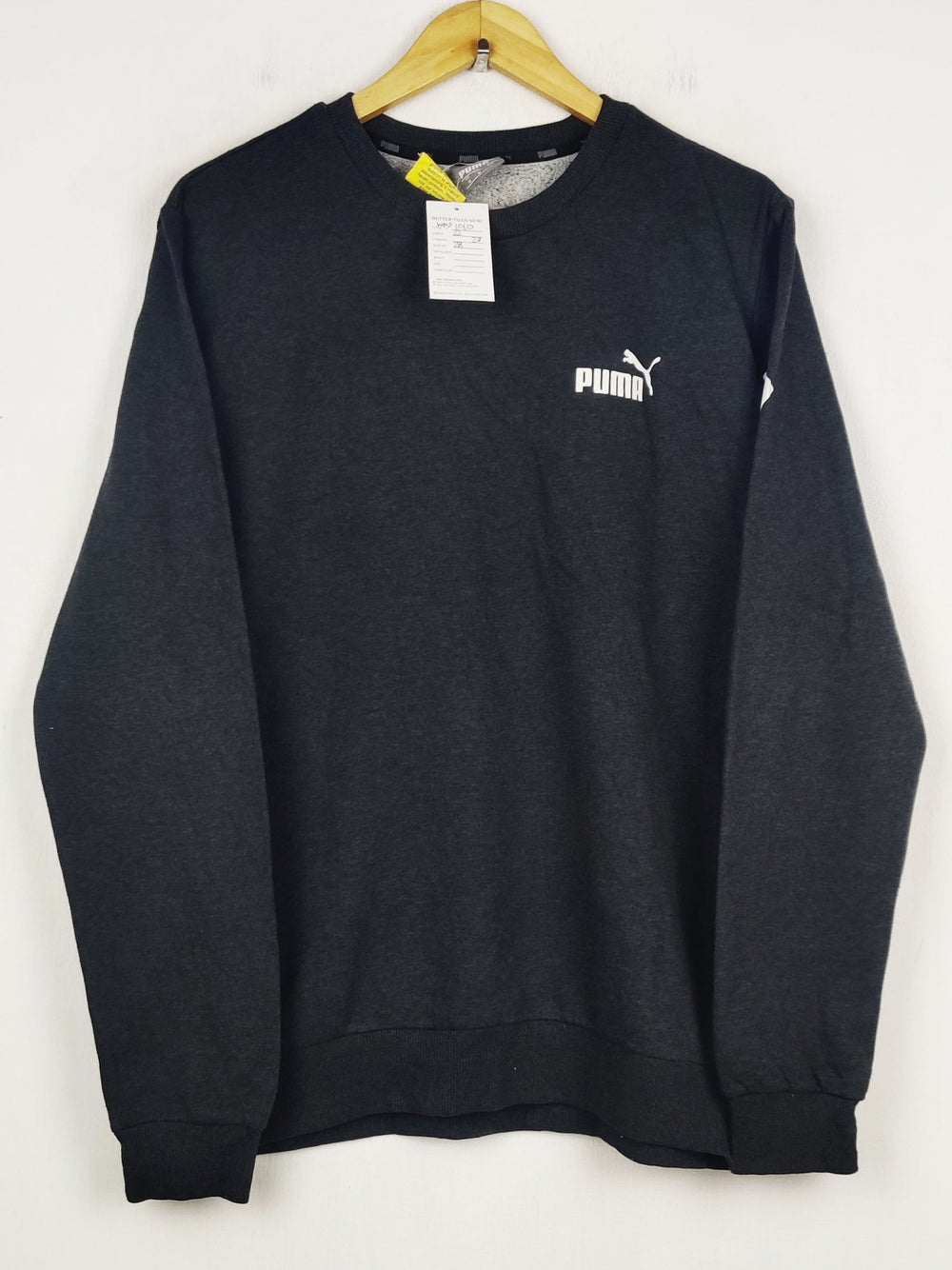 Buy online pre-used pre-loved 100% authentic & Original branded P.U.M.A (WMS-190) available in Pakistan. Top international brands avilable.