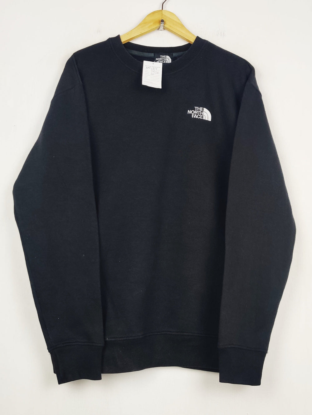 Buy online pre-used pre-loved 100% authentic & Original branded T.H.E N.O.R.T.H F.A.C.E (WMS-197) available in Pakistan. Top international brands avilable.