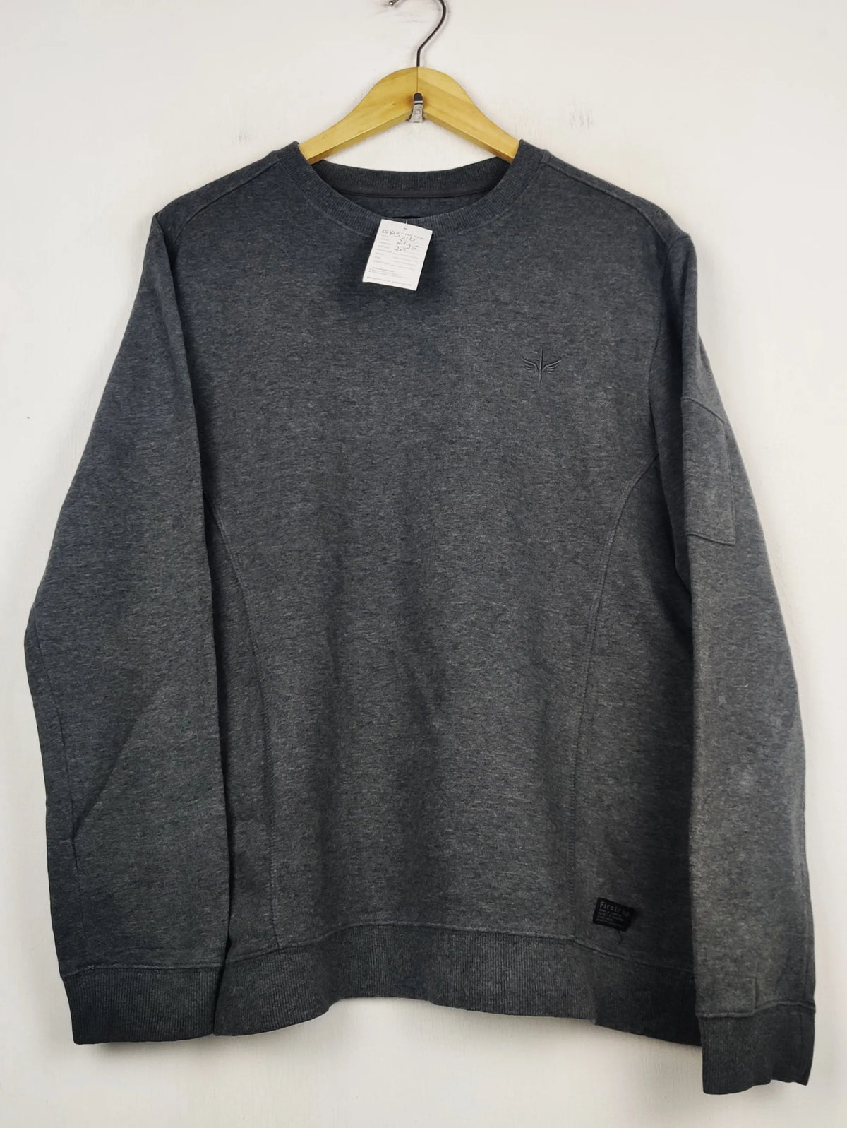 Buy online pre-used pre-loved 100% authentic & Original branded Firetrap (WMS-210) available in Pakistan. Top international brands avilable.