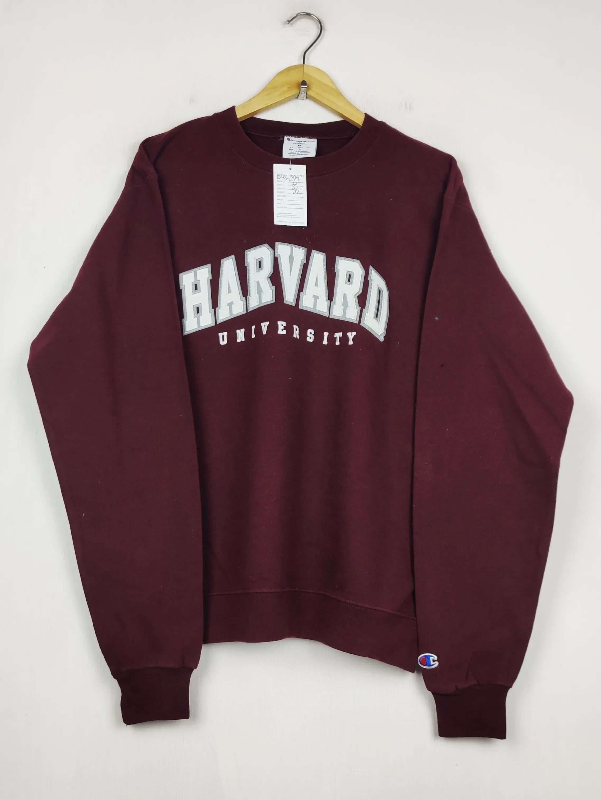 Buy online pre-used pre-loved 100% authentic & Original branded C.H.A.M.P.I.O.N (WMS-237) available in Pakistan. Top international brands avilable.