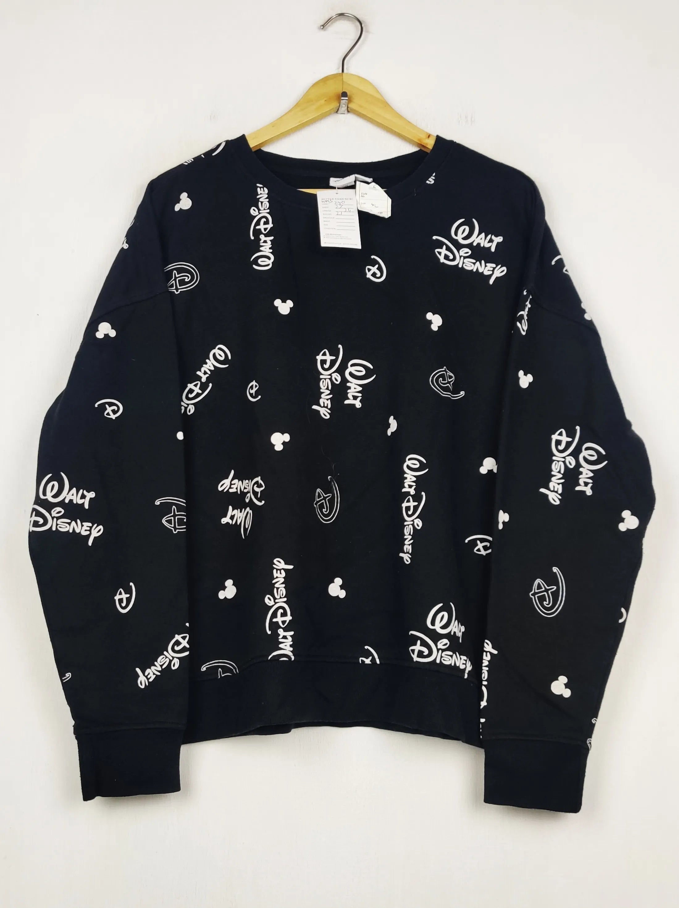 Buy online pre-used pre-loved 100% authentic & Original branded Disney (WMS-240) available in Pakistan. Top international brands avilable.