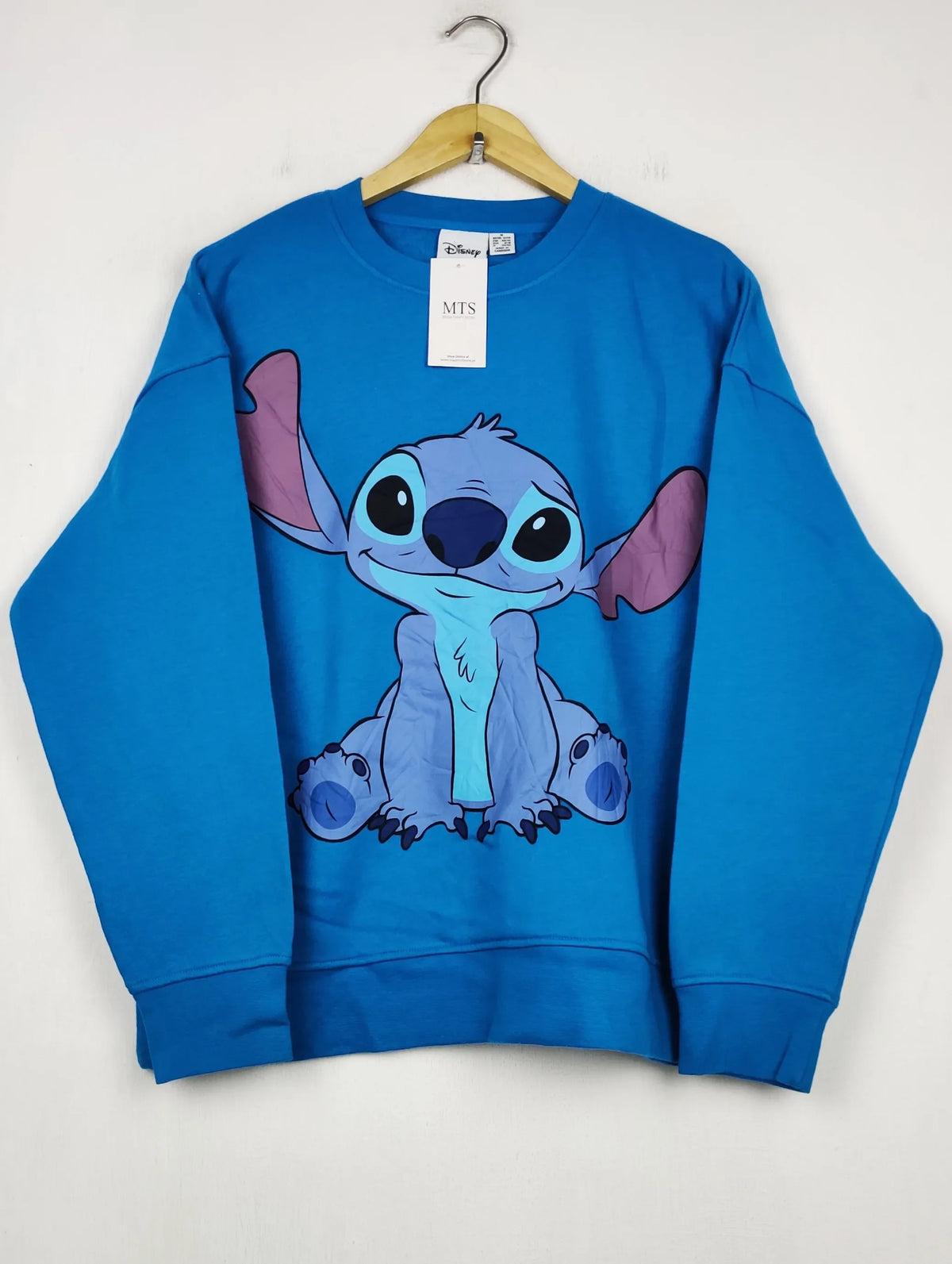 Buy online pre-used pre-loved 100% authentic & Original branded Disney (WMS-243) available in Pakistan. Top international brands avilable.