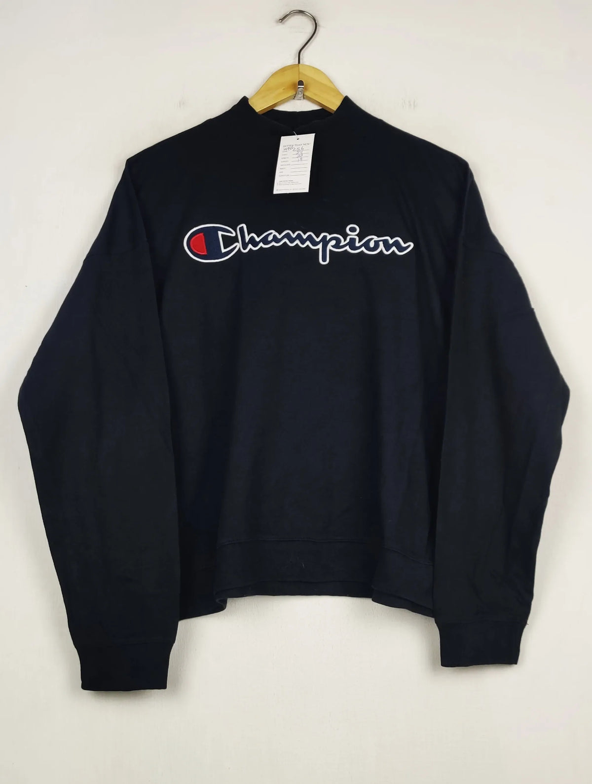 Buy online pre-used pre-loved 100% authentic & Original branded C.H.A.M.P.I.O.N (WMS-256) available in Pakistan. Top international brands avilable.