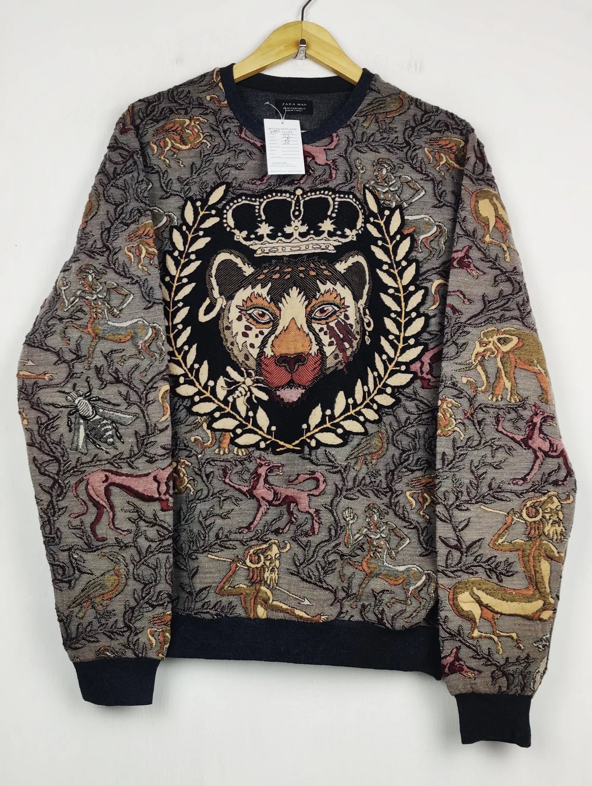 Buy online pre-used pre-loved 100% authentic & Original branded Zara (WMS-259) available in Pakistan. Top international brands avilable.