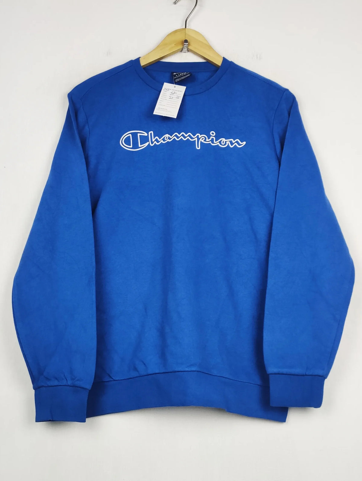 Buy online pre-used pre-loved 100% authentic & Original branded C.H.A.M.P.I.O.N (WMS-281) available in Pakistan. Top international brands avilable.