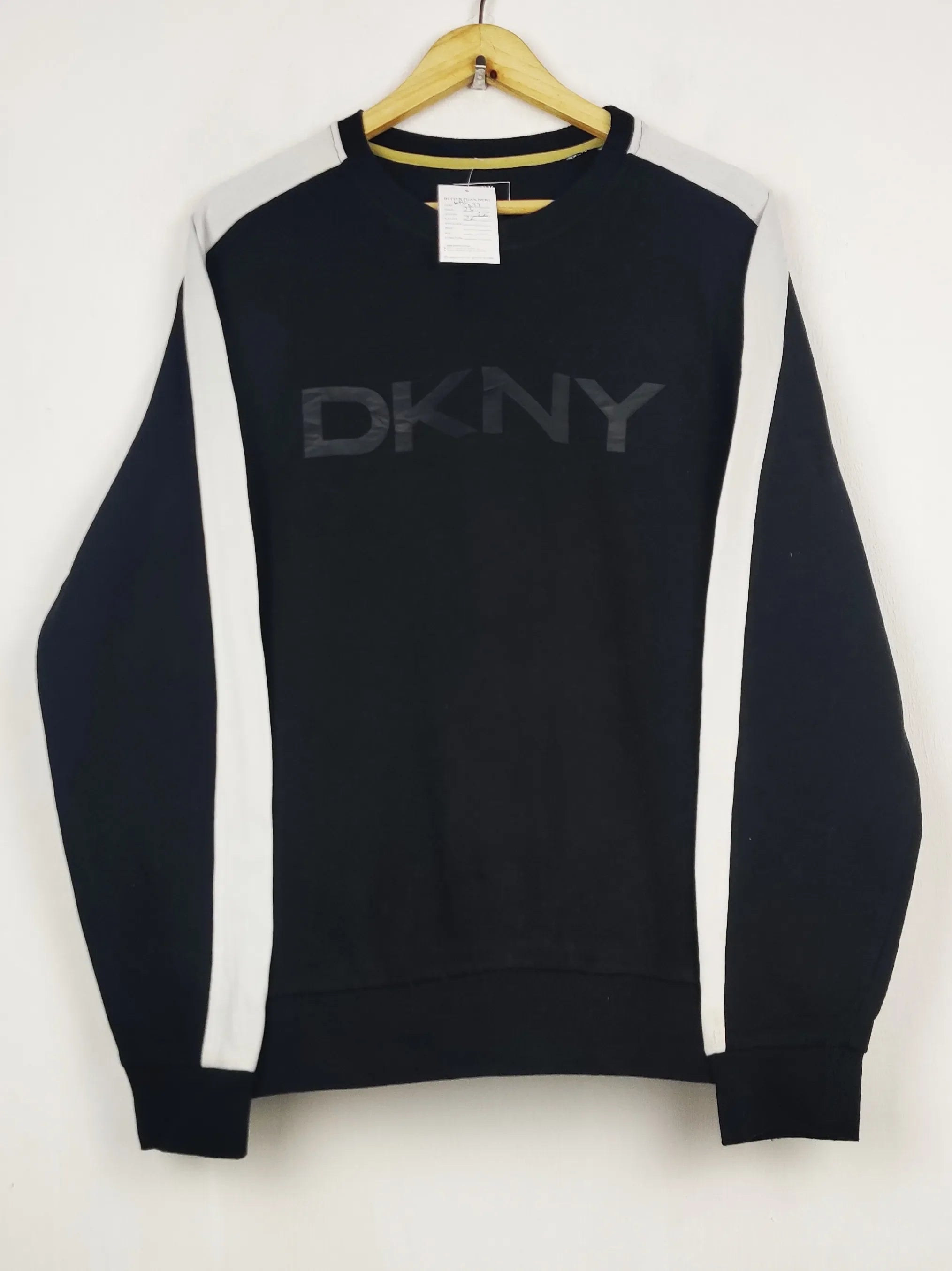 Buy online pre-used pre-loved 100% authentic & Original branded D.K.N.Y (WMS-377) available in Pakistan. Top international brands avilable.