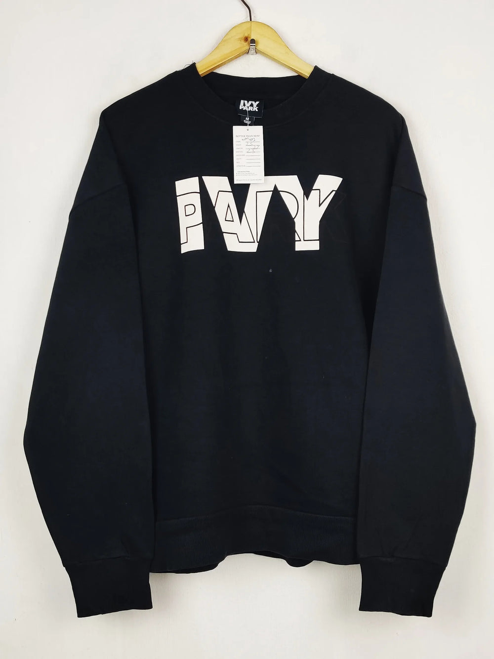 Buy online pre-used pre-loved 100% authentic & Original branded Ivy Park (WMS-402) available in Pakistan. Top international brands avilable.