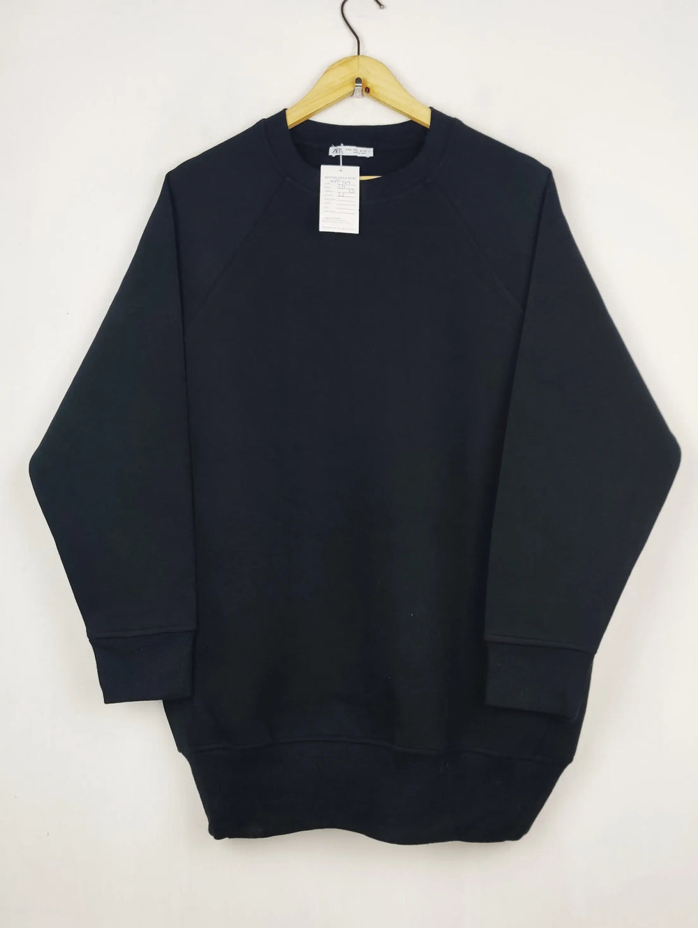 Buy online pre-used pre-loved 100% authentic & Original branded Zara (WMS-469) available in Pakistan. Top international brands avilable.