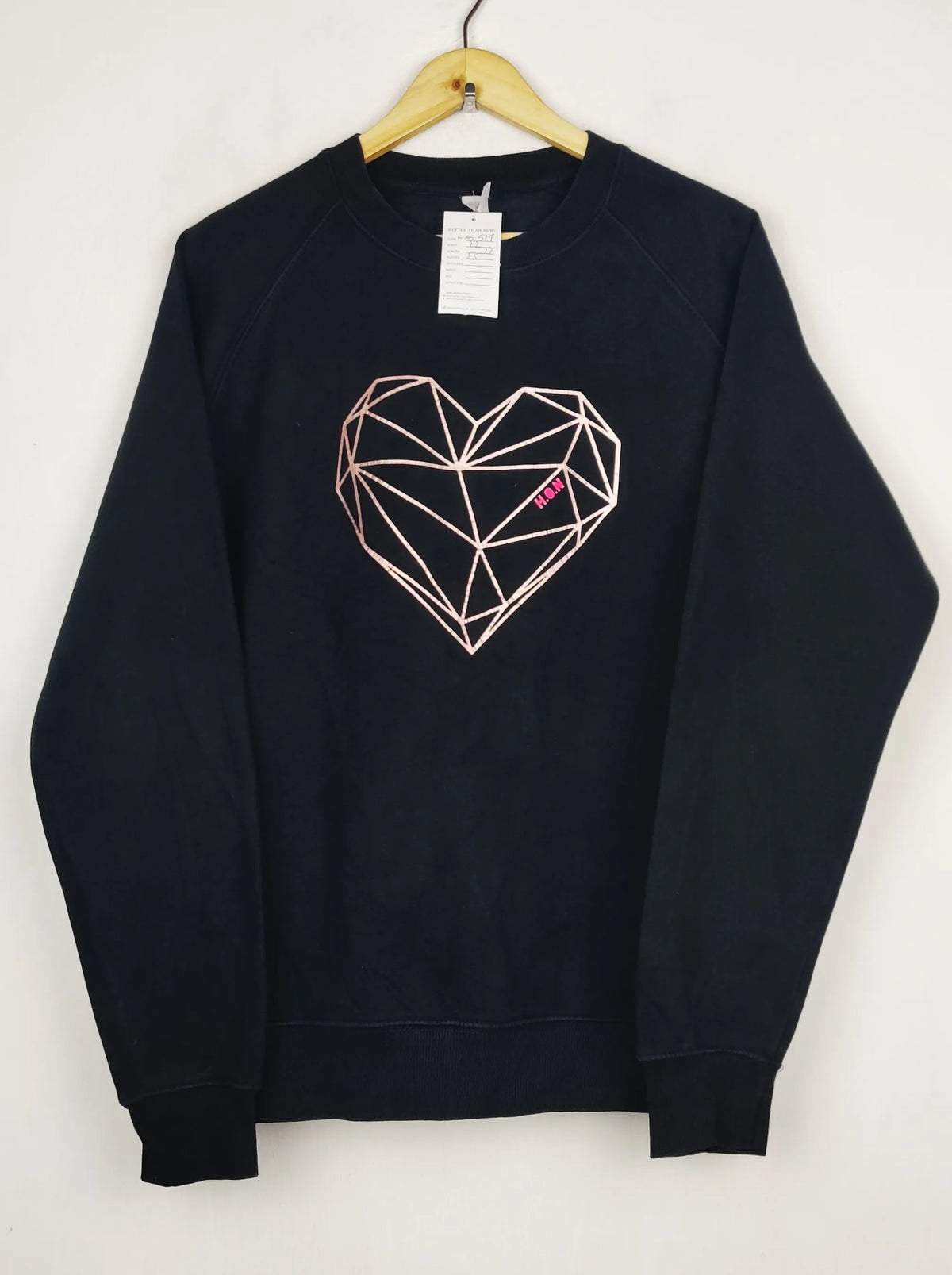 Buy online pre-used pre-loved 100% authentic & Original branded Unknown Brand (WMS-519) available in Pakistan. Top international brands avilable.