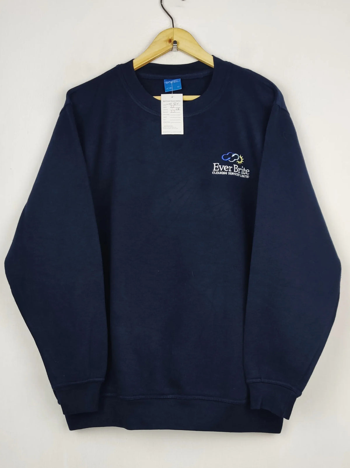 Buy online pre-used pre-loved 100% authentic & Original branded Uneek (WMS-530) available in Pakistan. Top international brands avilable.