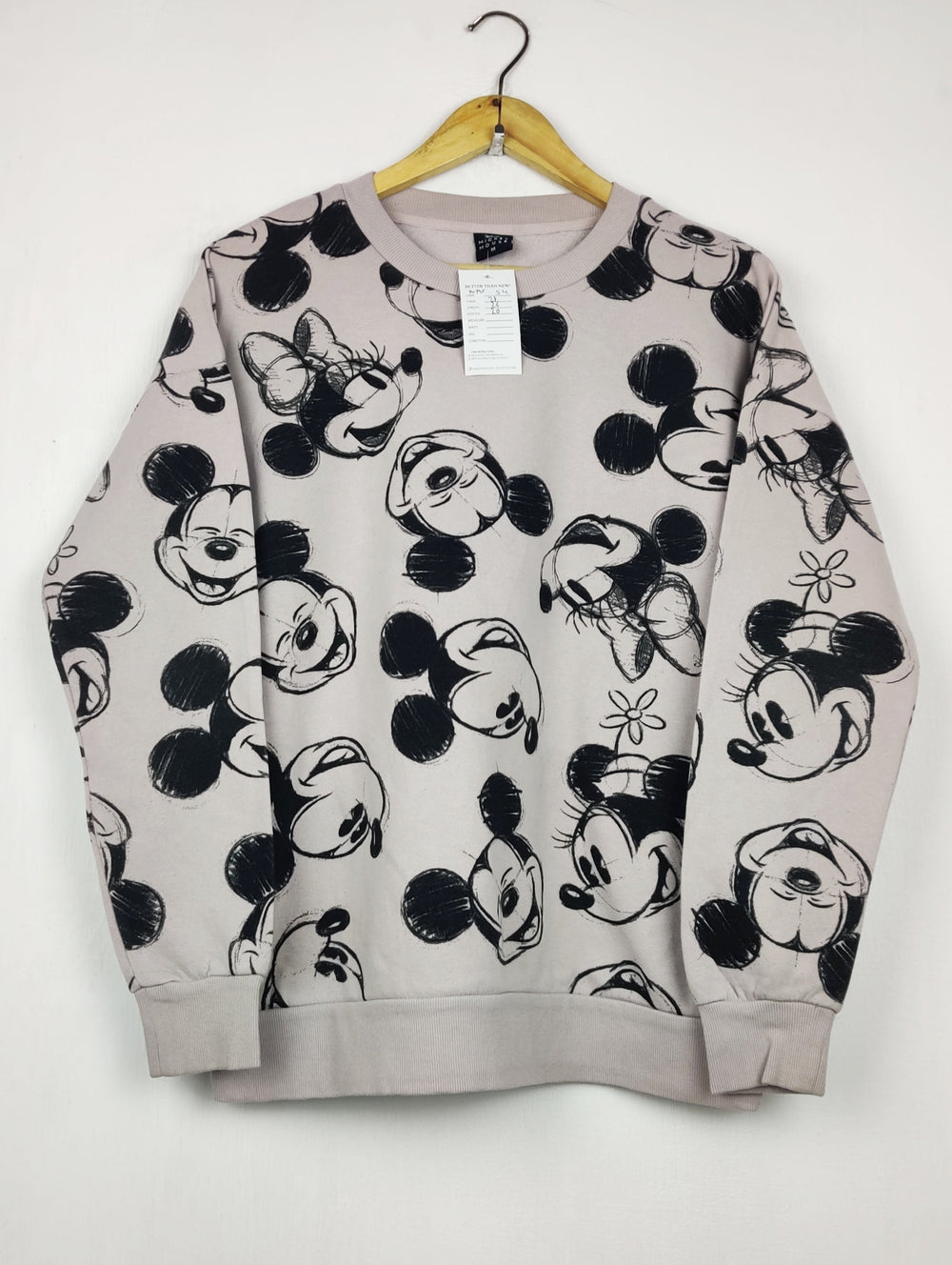 Buy online pre-used pre-loved 100% authentic & Original branded Disney (WMS-54) available in Pakistan. Top international brands avilable.