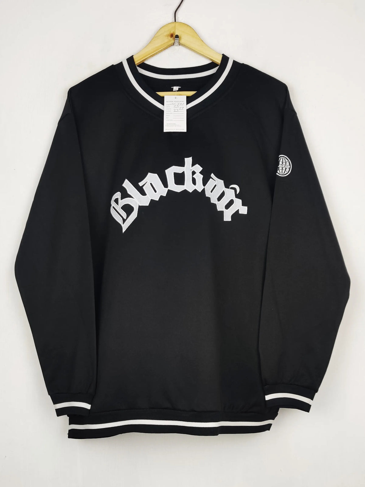Buy online pre-used pre-loved 100% authentic & Original branded Unknown Brand (WMS-597) available in Pakistan. Top international brands avilable.