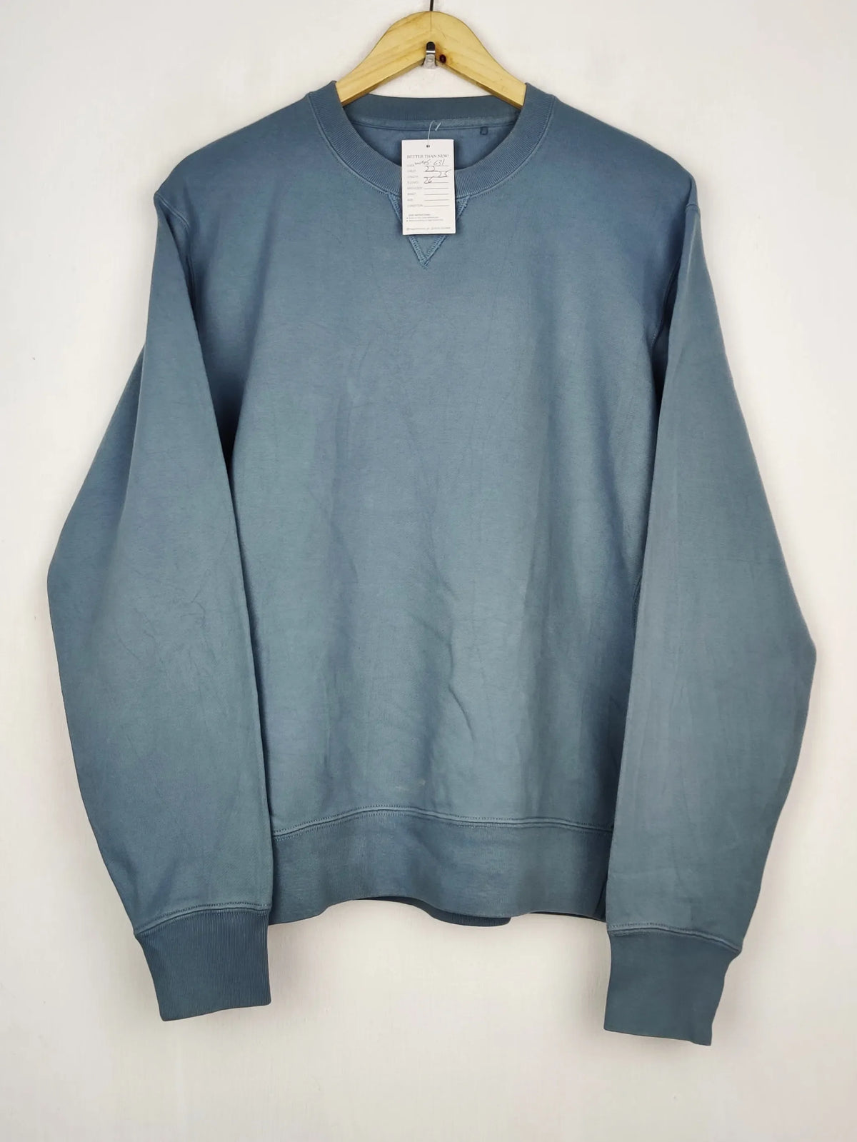 Buy online pre-used pre-loved 100% authentic & Original branded Uniqlo (WMS-631) available in Pakistan. Top international brands avilable.