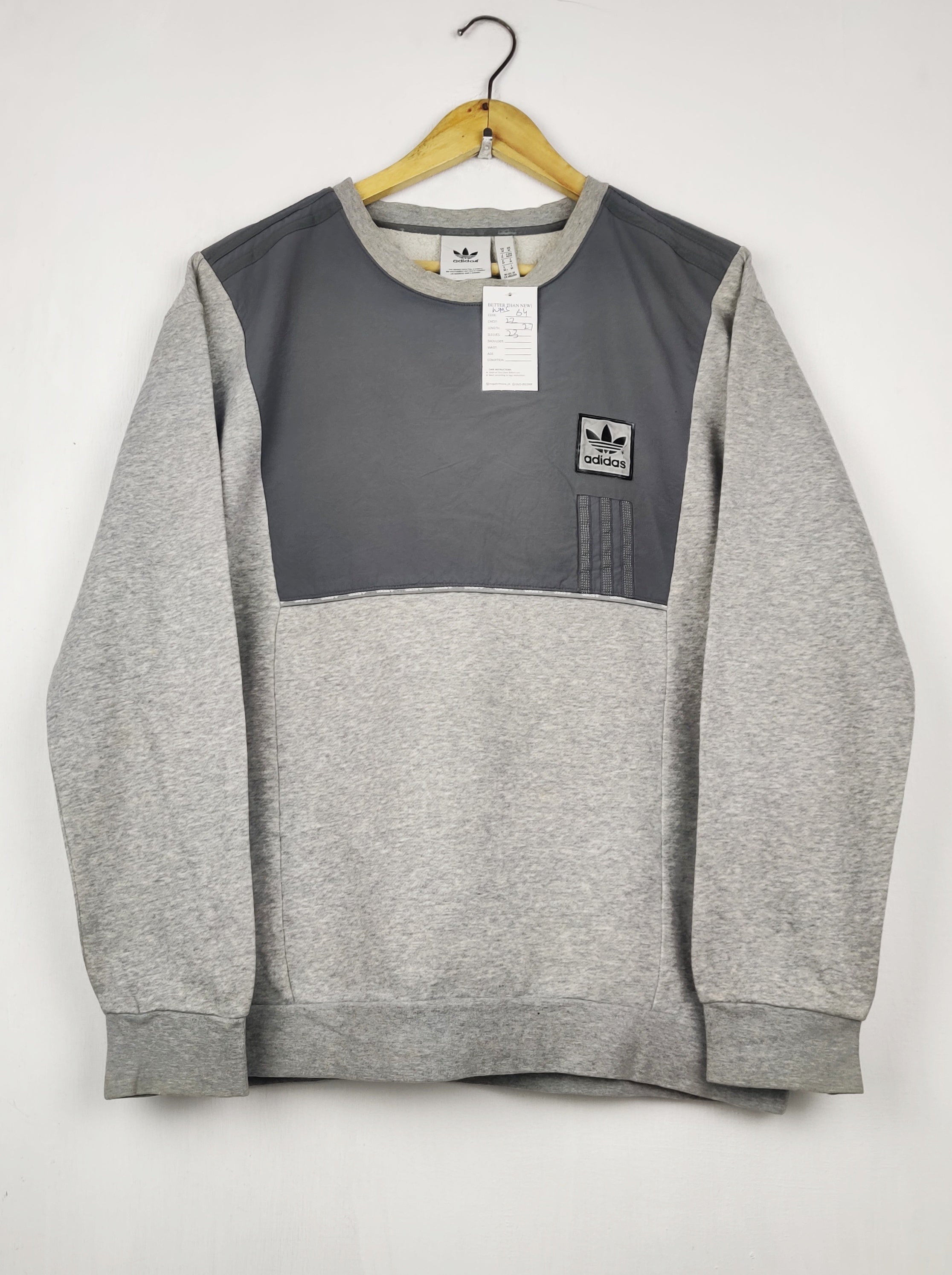Buy online pre-used pre-loved 100% authentic & Original branded A.D.I.D.A.S (WMS-64) available in Pakistan. Top international brands avilable.
