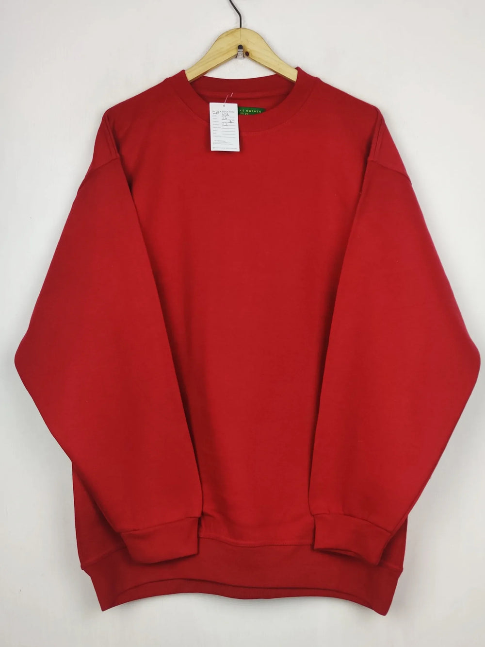 Buy online pre-used pre-loved 100% authentic & Original branded Deluxe Sweats (WMS-658) available in Pakistan. Top international brands avilable.