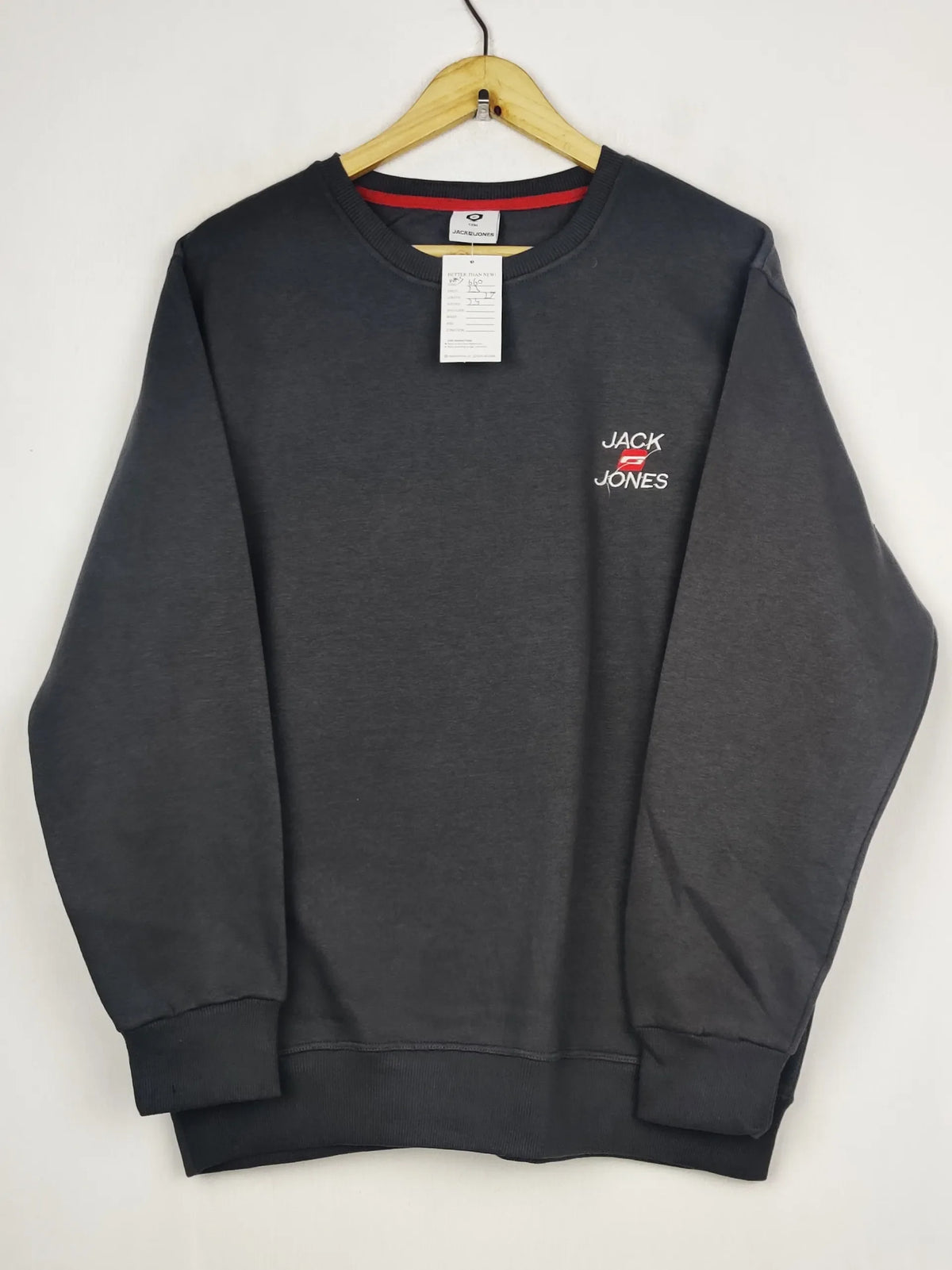 Buy online pre-used pre-loved 100% authentic & Original branded Jack & Jones (WMS-660) available in Pakistan. Top international brands avilable.