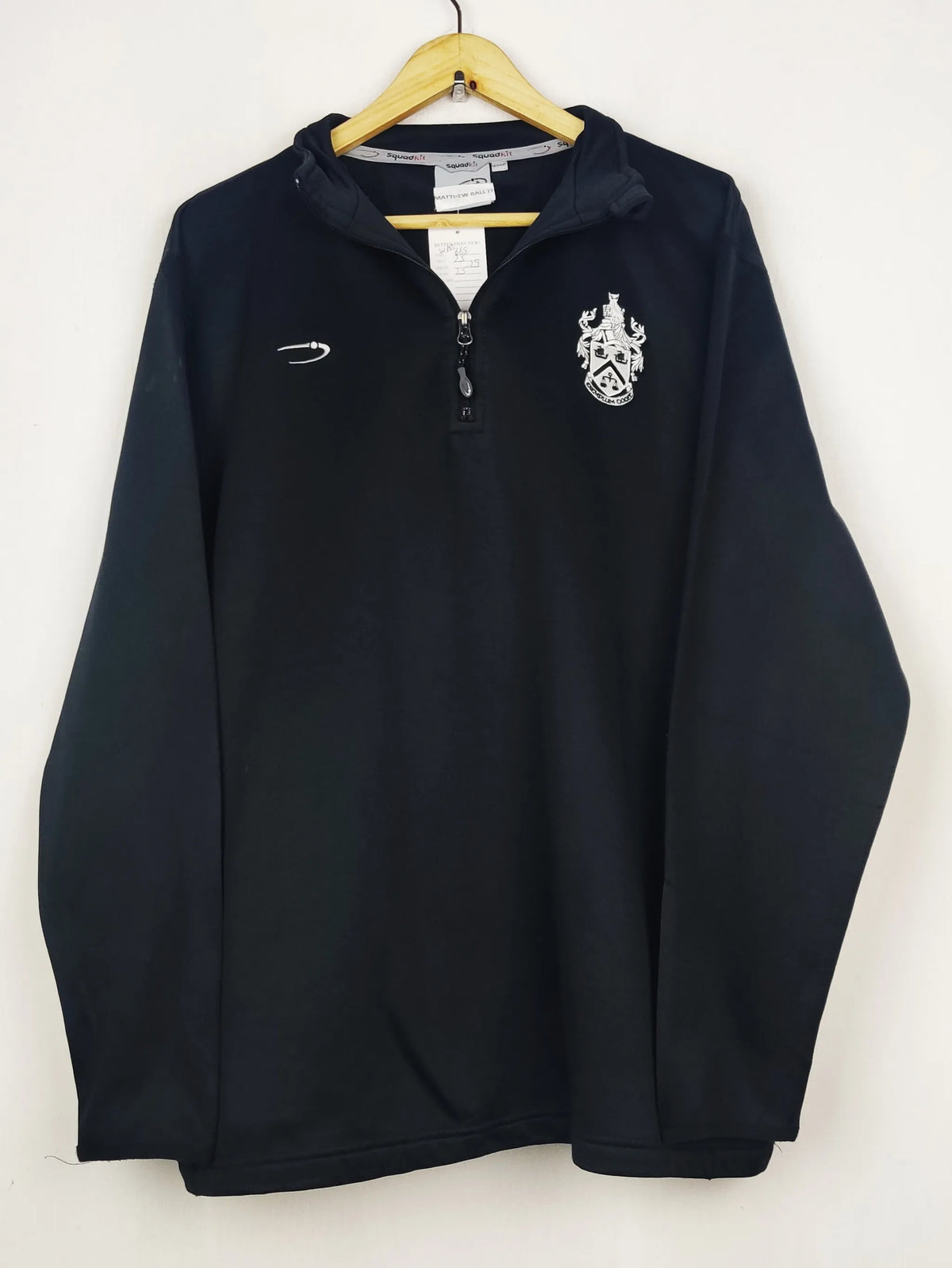 Buy online pre-used pre-loved 100% authentic & Original branded Squadkit (WMS-665) available in Pakistan. Top international brands avilable.