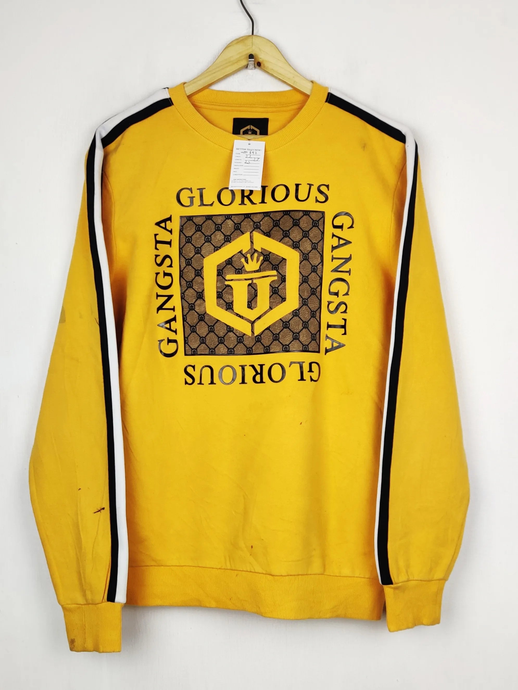 Buy online pre-used pre-loved 100% authentic & Original branded Glorious Gangsta (WMS-692) available in Pakistan. Top international brands avilable.
