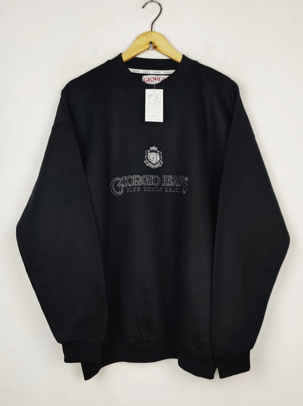 Buy online pre-used pre-loved 100% authentic & Original branded Giorgio (WMS-728) available in Pakistan. Top international brands avilable.