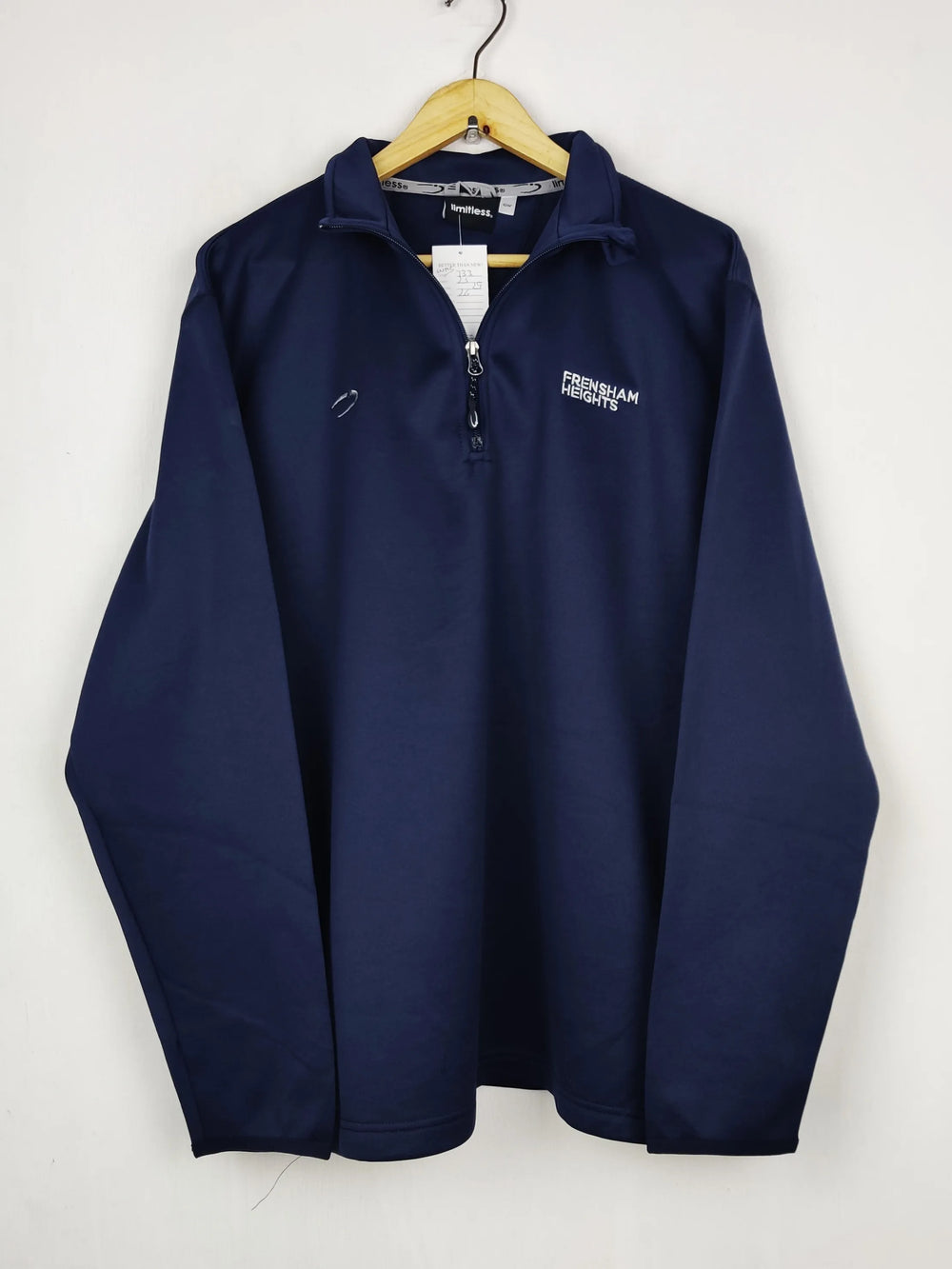 Buy online pre-used pre-loved 100% authentic & Original branded Limities (WMS-733) available in Pakistan. Top international brands avilable.