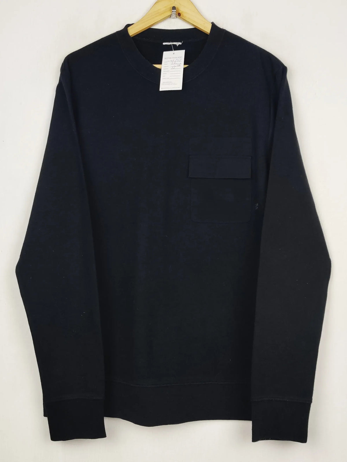 Buy online pre-used pre-loved 100% authentic & Original branded Unknown Brand (WMS-757) available in Pakistan. Top international brands avilable.