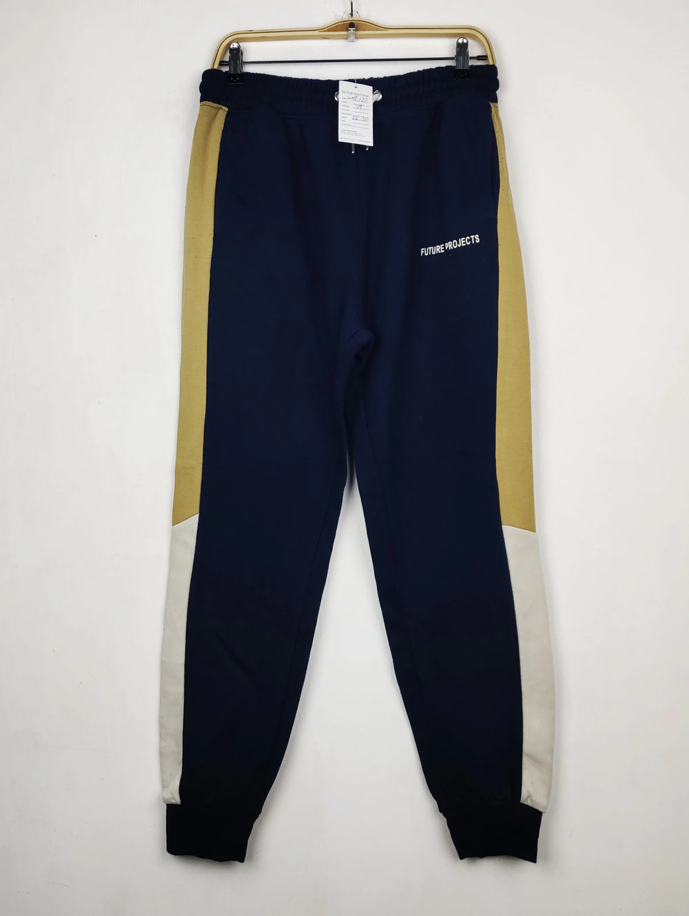 Buy online pre-used pre-loved 100% authentic & Original branded Primark (WMT-123) available in Pakistan. Top international brands avilable.
