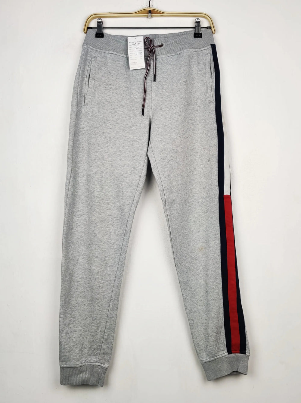 Buy online pre-used pre-loved 100% authentic & Original branded T.O.M.M.Y H.I.L.F.I.G.E.R (WMT-129) available in Pakistan. Top international brands avilable.