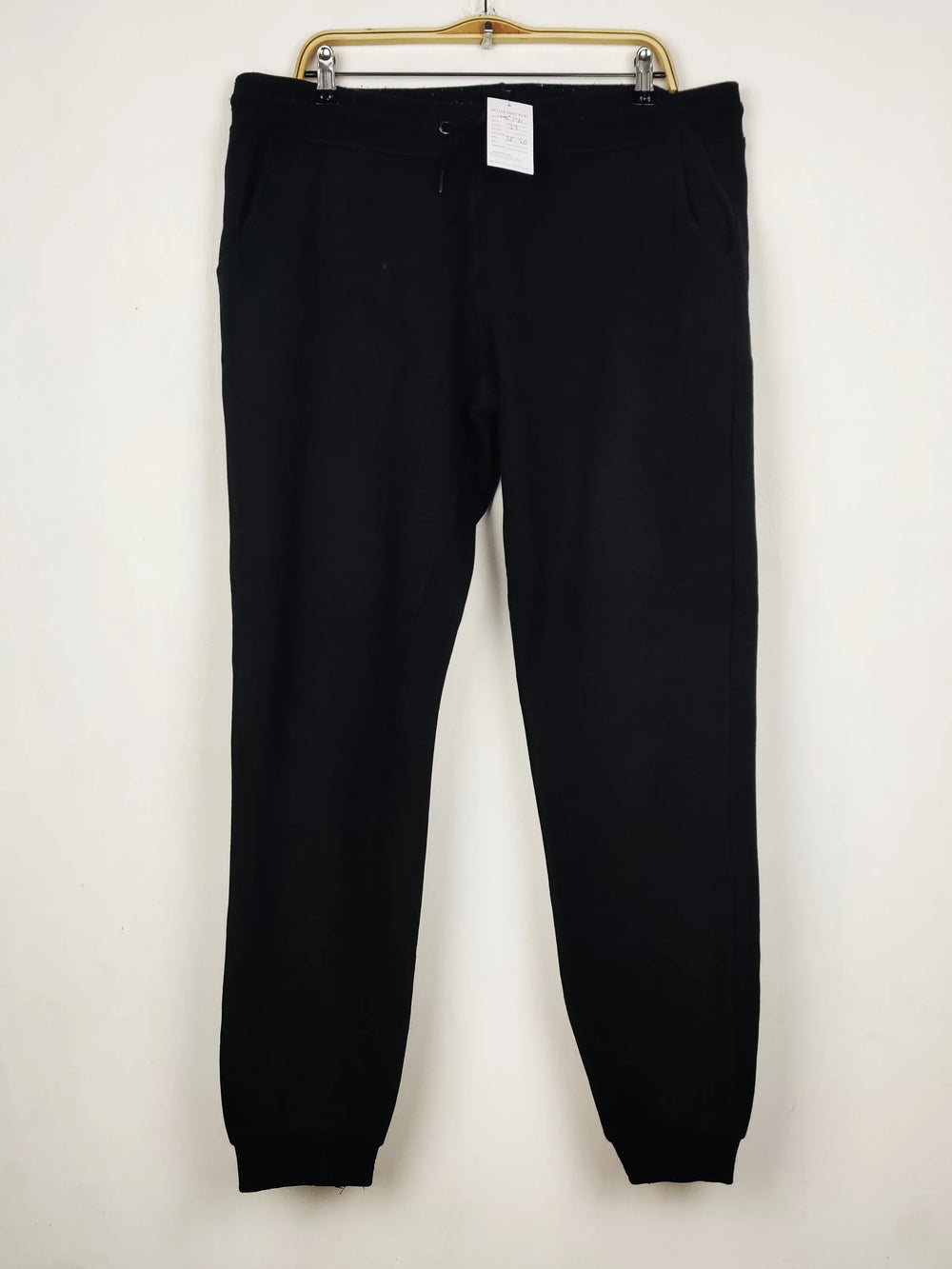 Buy online pre-used pre-loved 100% authentic & Original branded Primark (WMT-141) available in Pakistan. Top international brands avilable.
