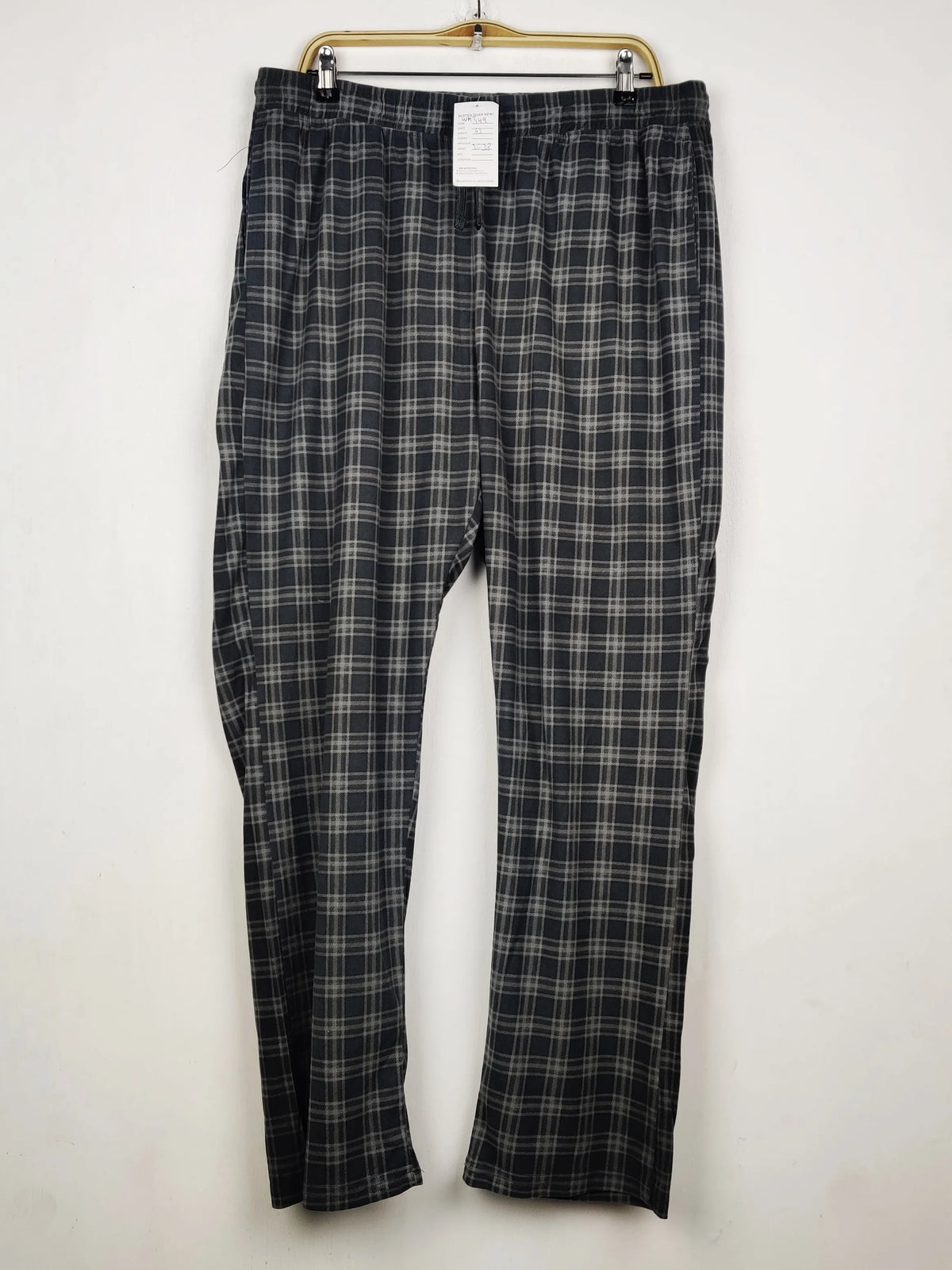 Buy online pre-used pre-loved 100% authentic & Original branded Primark (WMT-149) available in Pakistan. Top international brands avilable.
