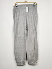 Buy online pre-used pre-loved 100% authentic & Original branded H&M (WMT-180) available in Pakistan. Top international brands avilable.