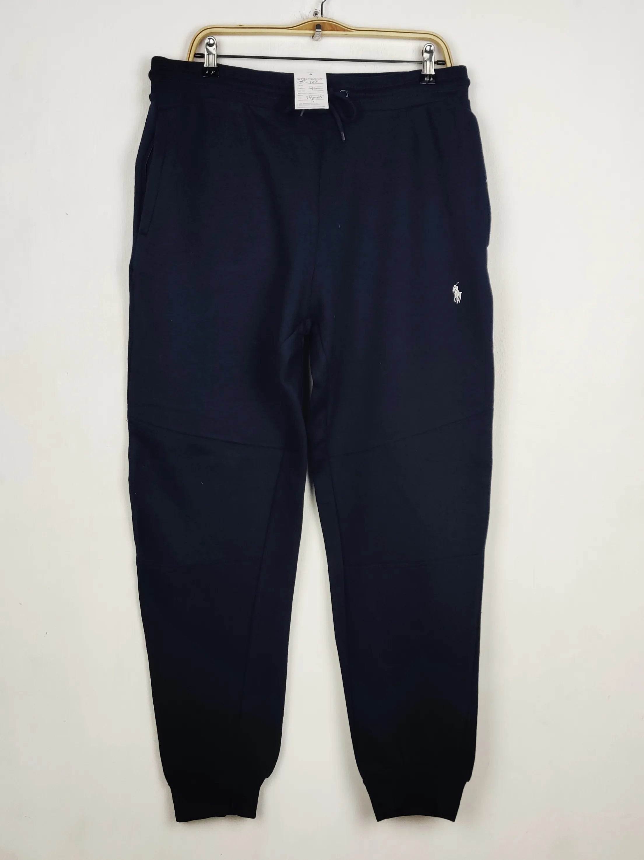 Buy online pre-used pre-loved 100% authentic & Original branded Unknown Brand (WMT-207) available in Pakistan. Top international brands avilable.