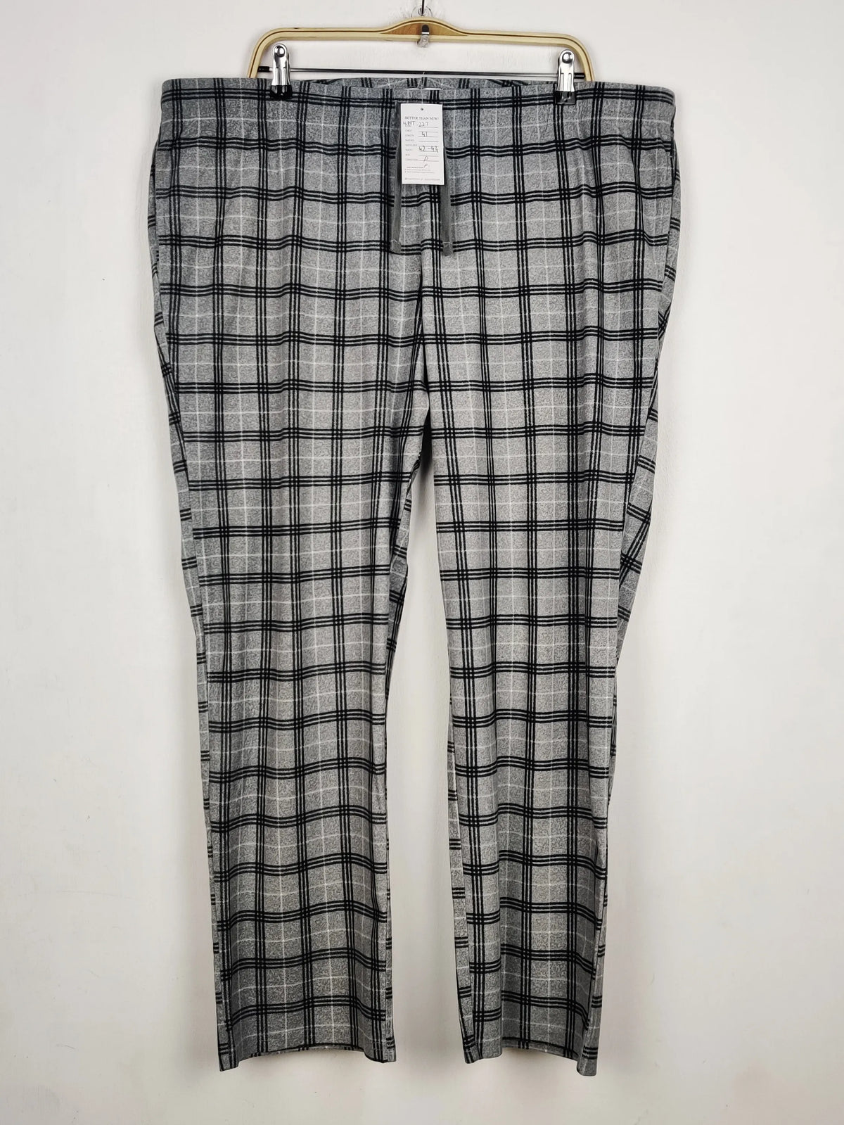 Buy online pre-used pre-loved 100% authentic & Original branded Primark (WMT-227) available in Pakistan. Top international brands avilable.