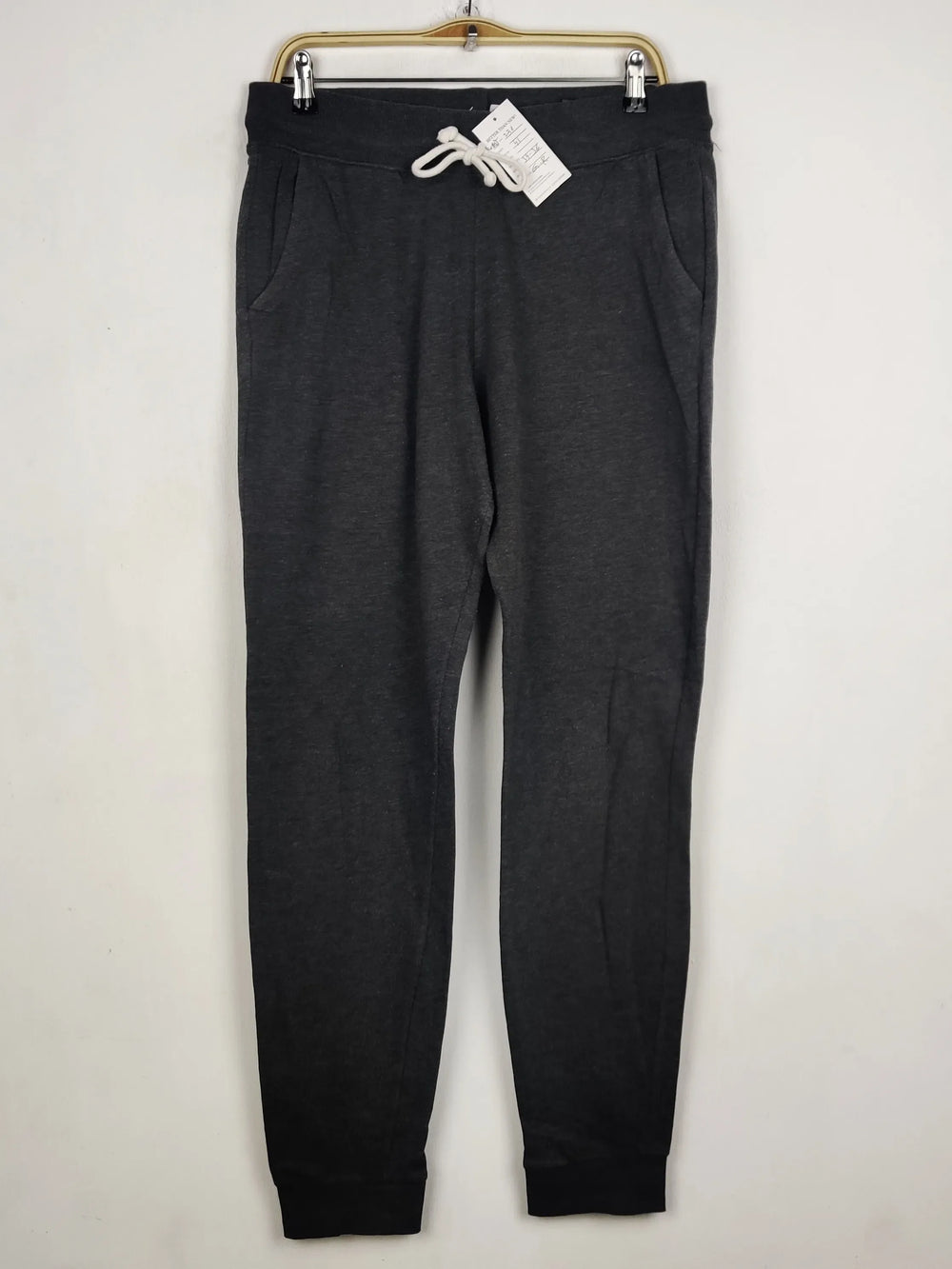 Buy online pre-used pre-loved 100% authentic & Original branded H&M (WMT-236) available in Pakistan. Top international brands avilable.