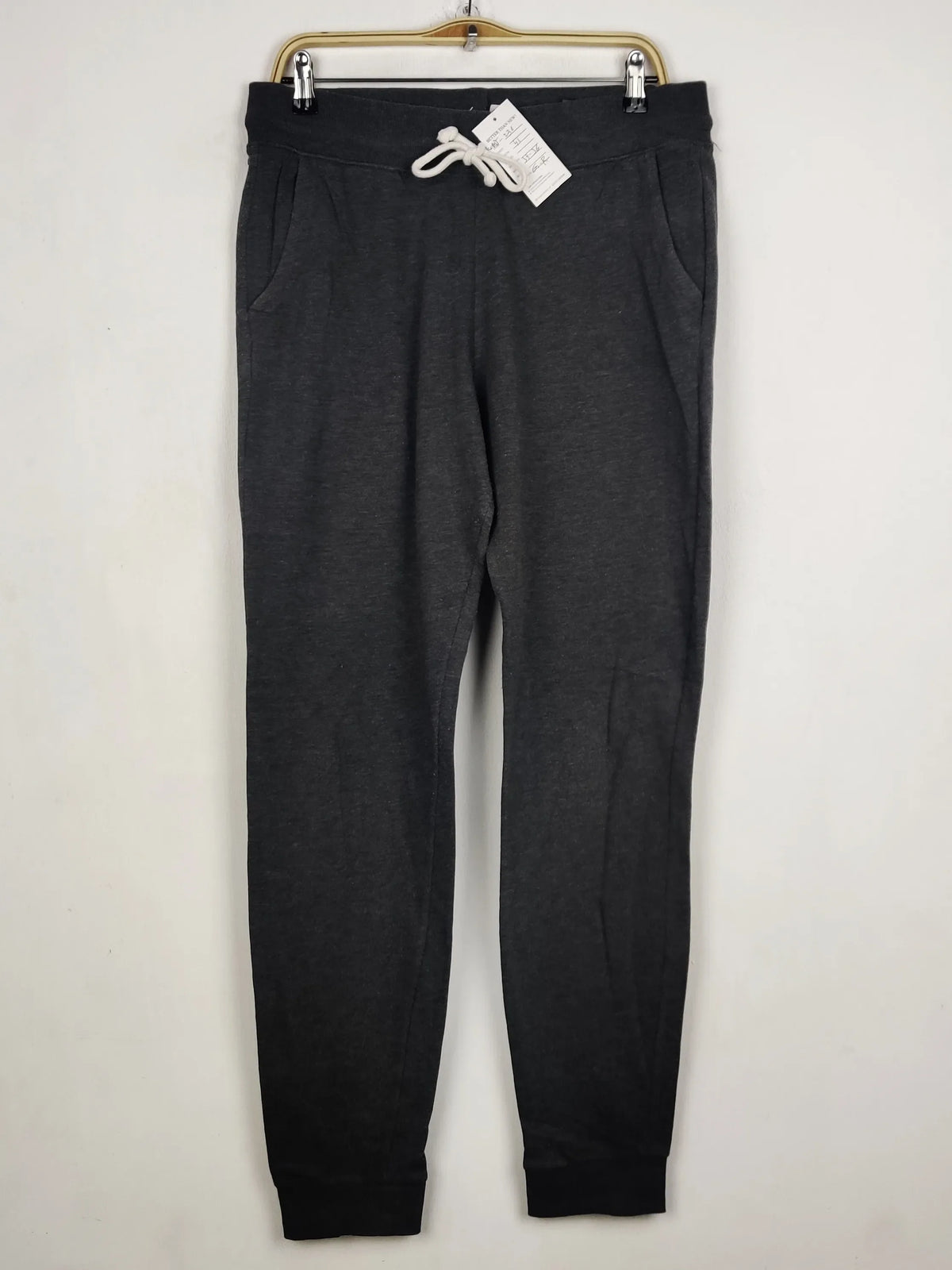 Buy online pre-used pre-loved 100% authentic & Original branded H&M (WMT-236) available in Pakistan. Top international brands avilable.