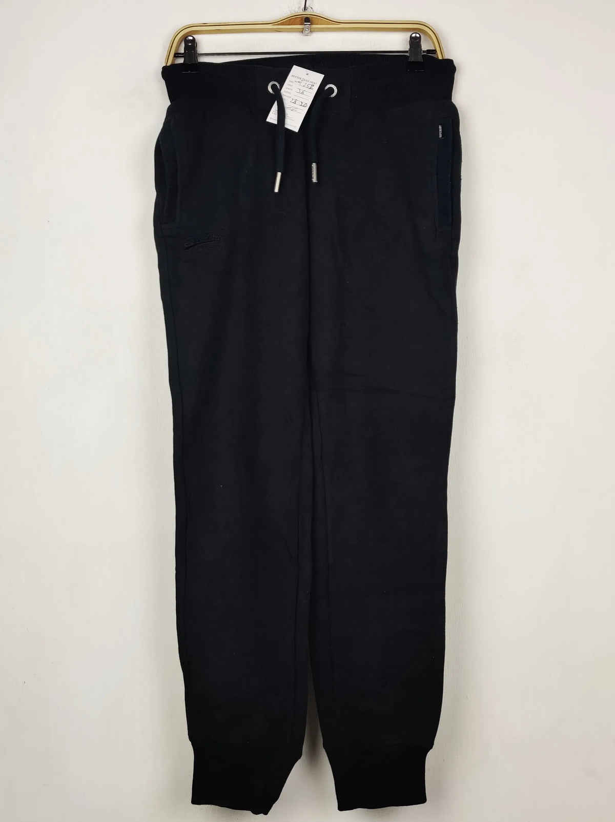 Buy online pre-used pre-loved 100% authentic & Original branded Super Dry (WMT-252) available in Pakistan. Top international brands avilable.
