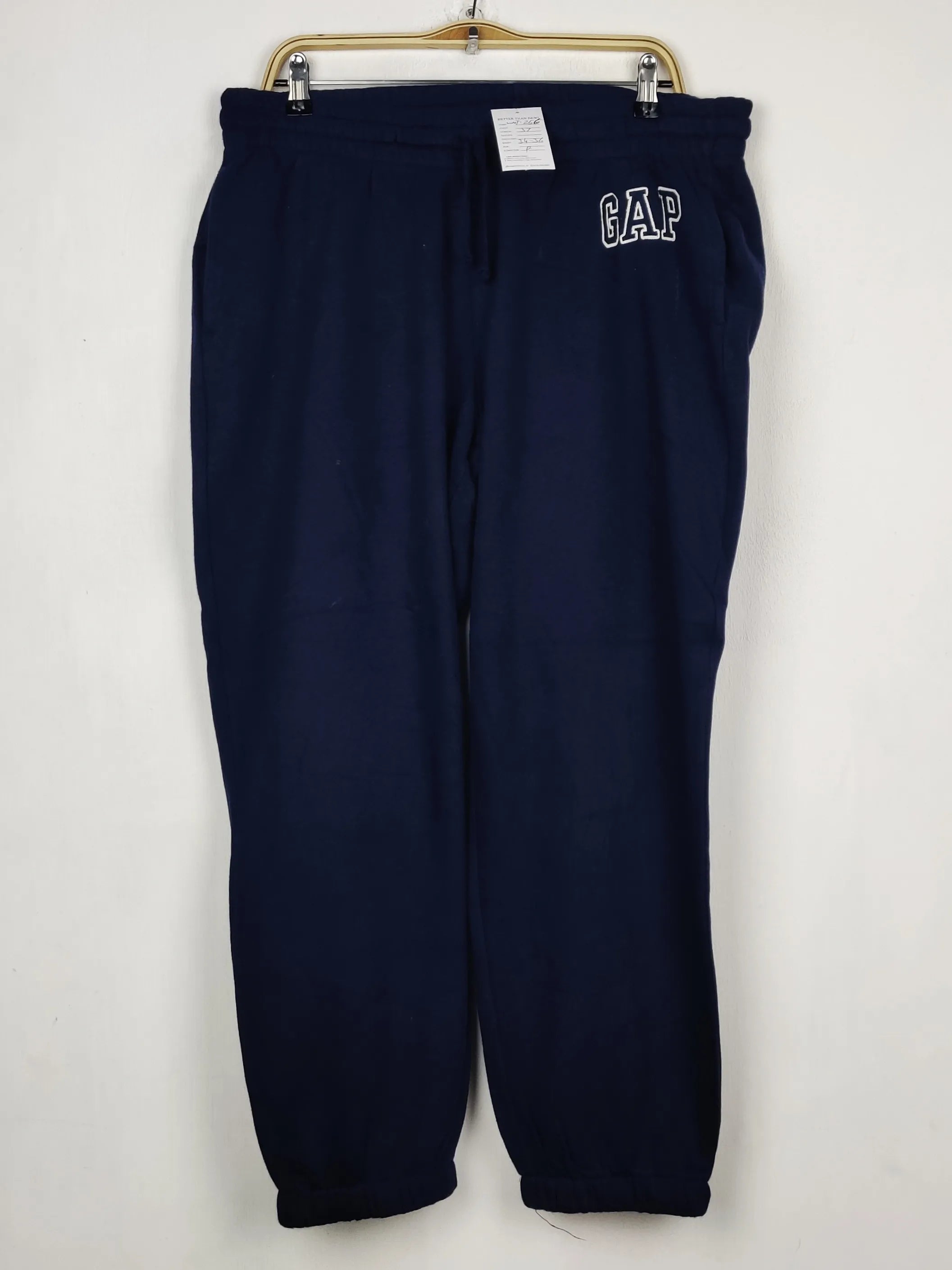 Buy online pre-used pre-loved 100% authentic & Original branded Gap (WMT-256) available in Pakistan. Top international brands avilable.