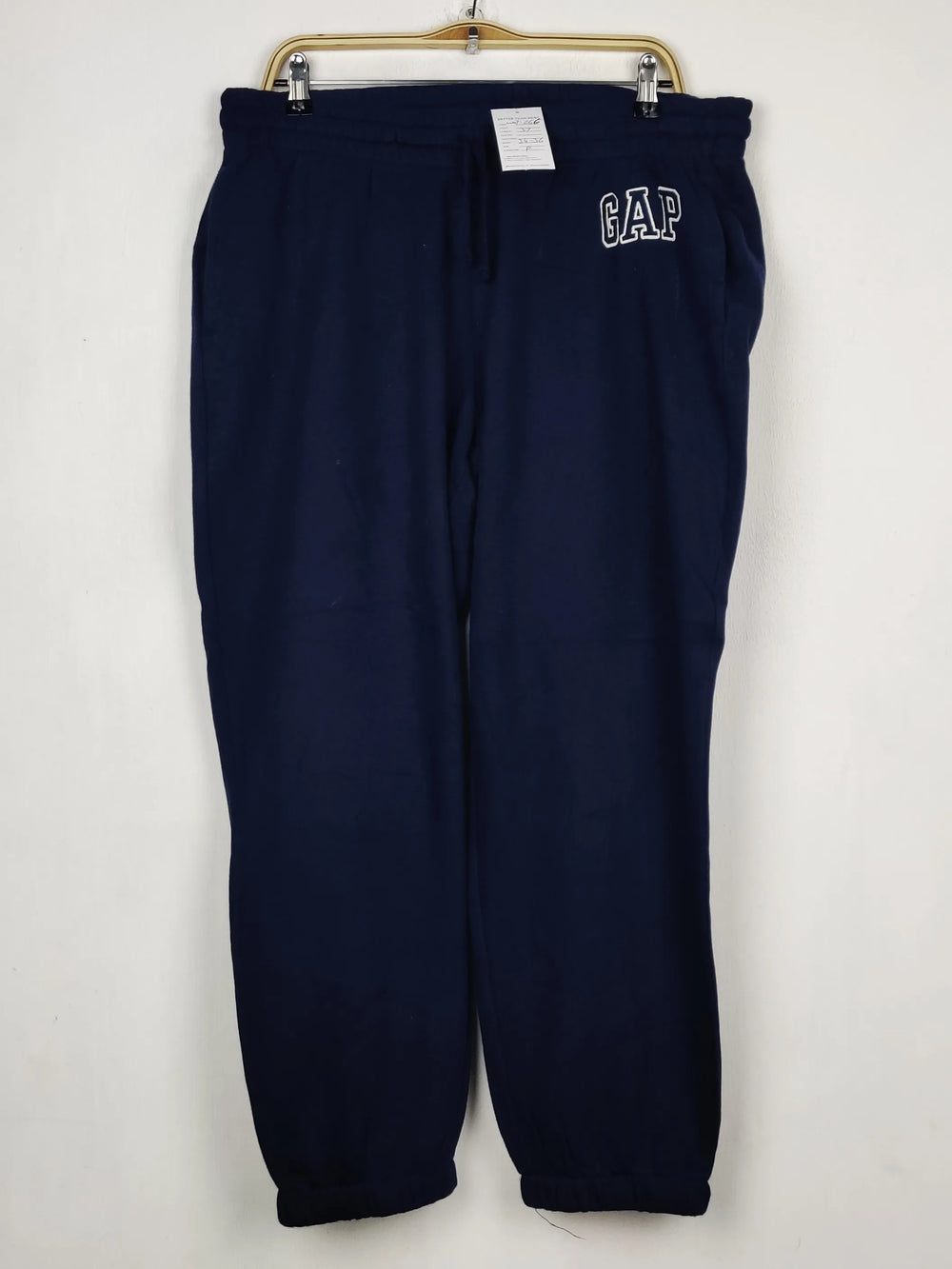 Buy online pre-used pre-loved 100% authentic & Original branded Gap (WMT-256) available in Pakistan. Top international brands avilable.