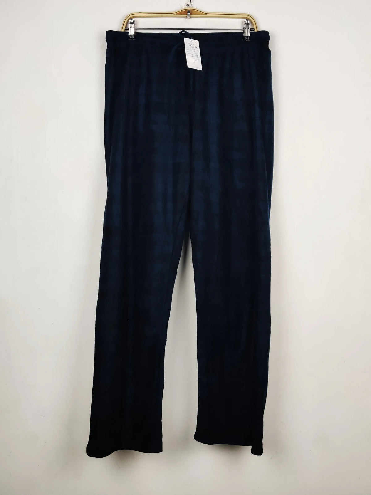 Buy online pre-used pre-loved 100% authentic & Original branded Primark (WMT-264) available in Pakistan. Top international brands avilable.