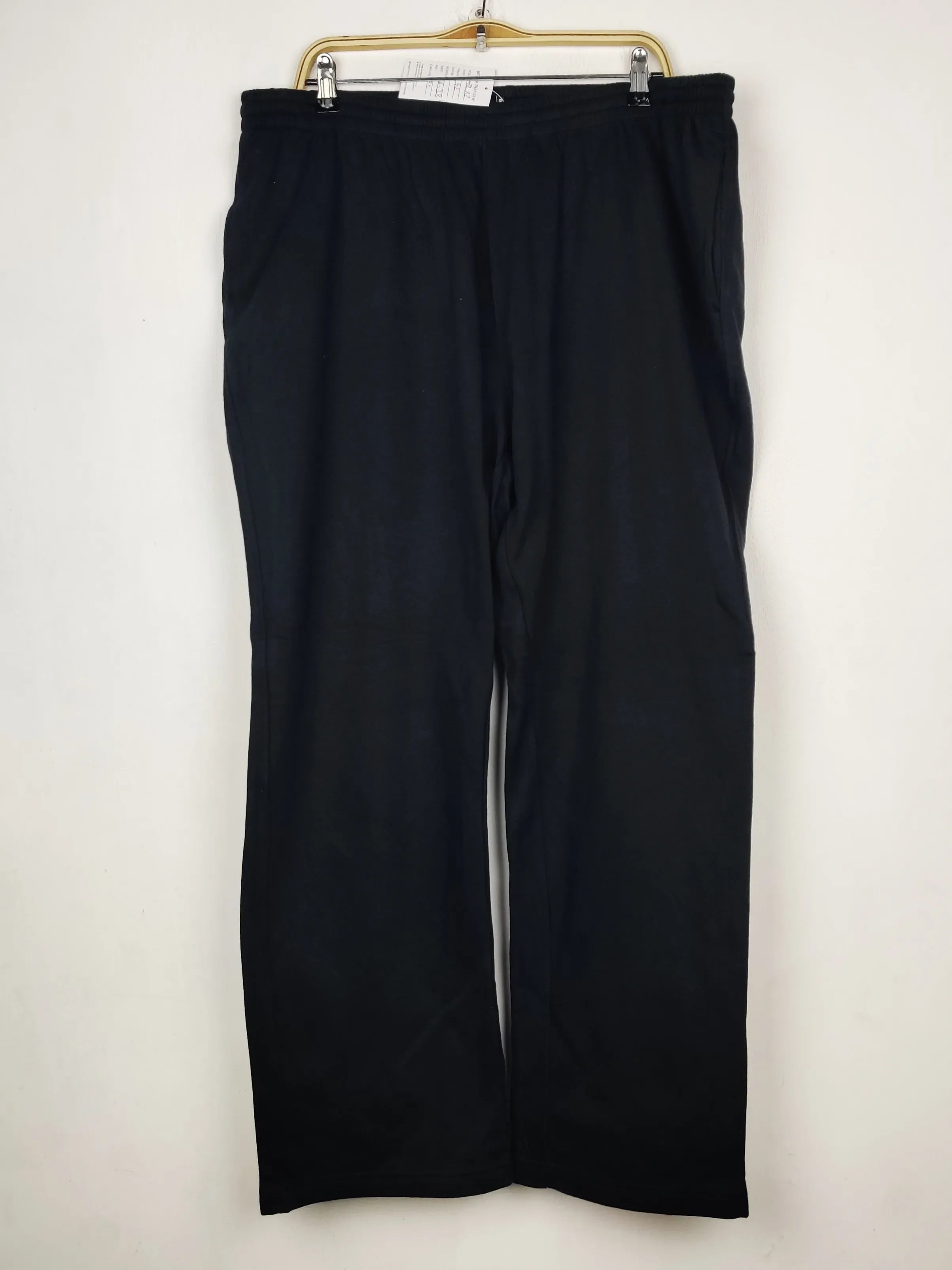 Buy online pre-used pre-loved 100% authentic & Original branded Cotton Traders (WMT-282) available in Pakistan. Top international brands avilable.