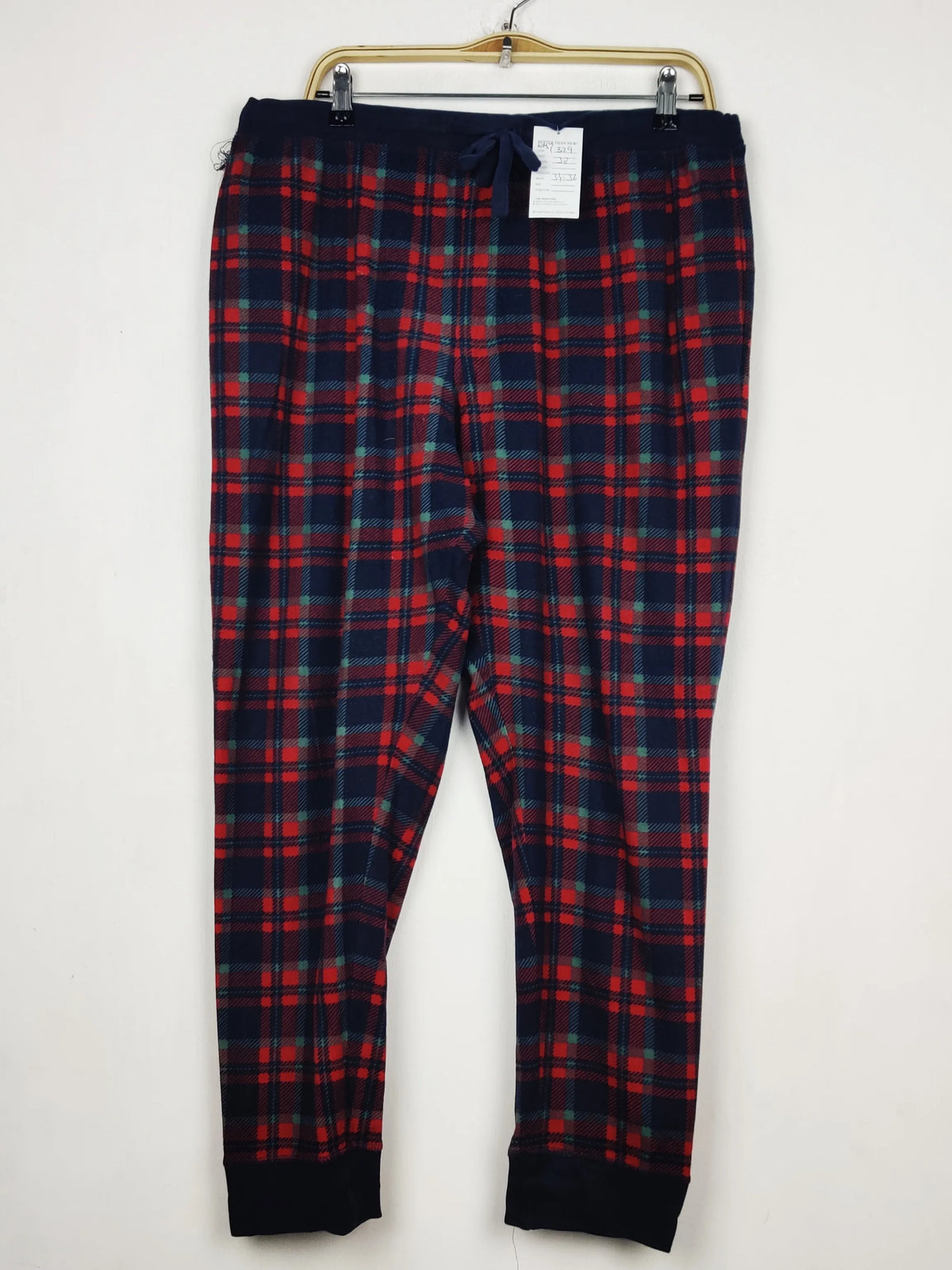 Buy online pre-used pre-loved 100% authentic & Original branded Loungewear (WMT-329) available in Pakistan. Top international brands avilable.