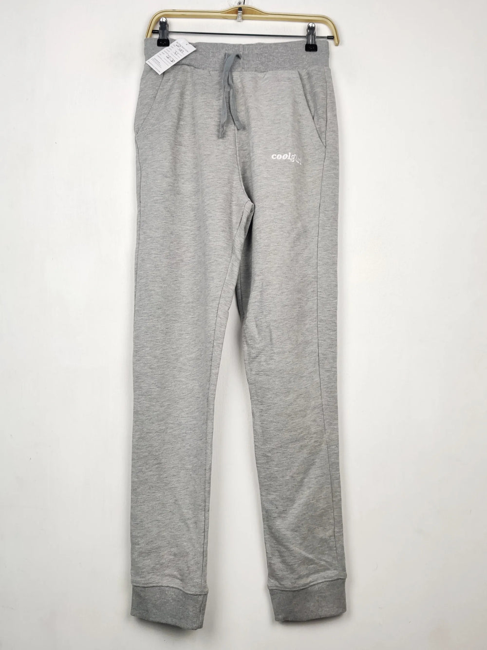 Buy online pre-used pre-loved 100% authentic & Original branded Unknown Brand (WMT-383) available in Pakistan. Top international brands avilable.