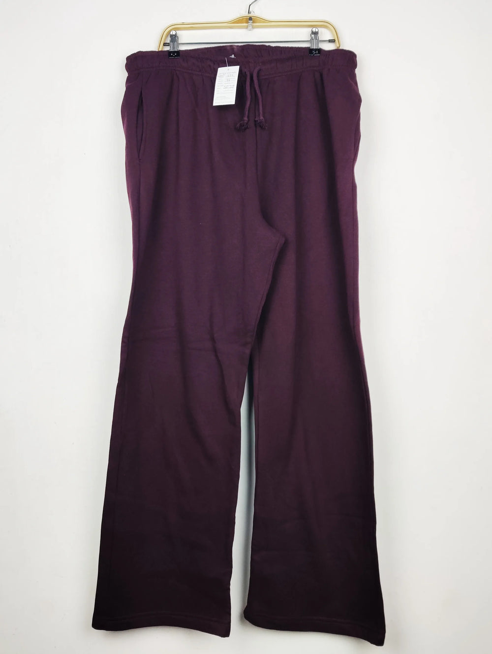 Buy online pre-used pre-loved 100% authentic & Original branded Primark (WMT-390) available in Pakistan. Top international brands avilable.