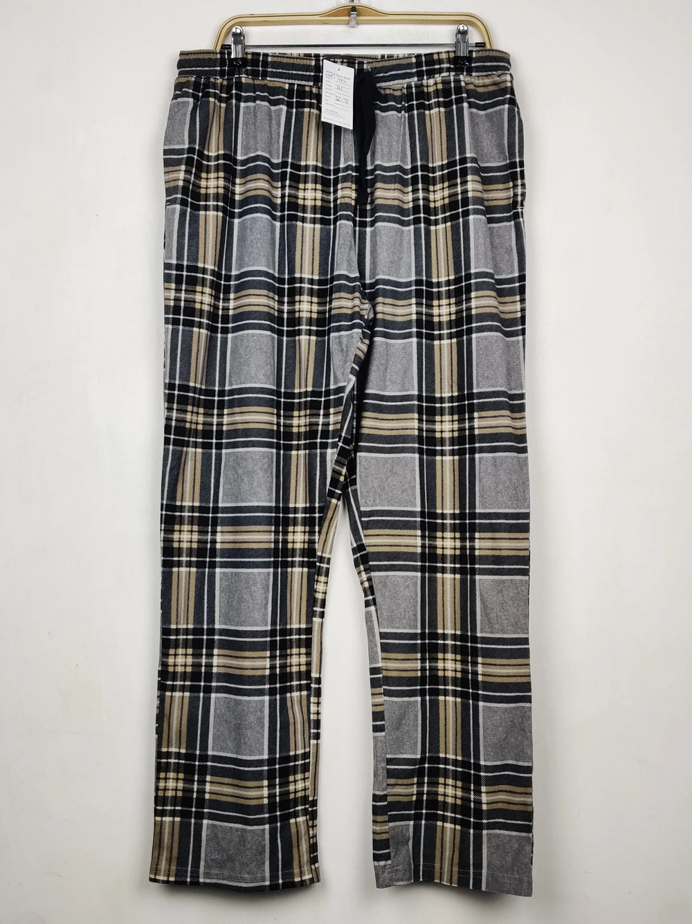 Buy online pre-used pre-loved 100% authentic & Original branded Primark (WMT-402) available in Pakistan. Top international brands avilable.
