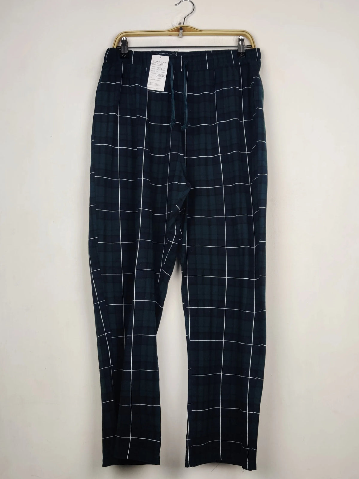 Buy online pre-used pre-loved 100% authentic & Original branded Unknown Brand (WMT-419) available in Pakistan. Top international brands avilable.
