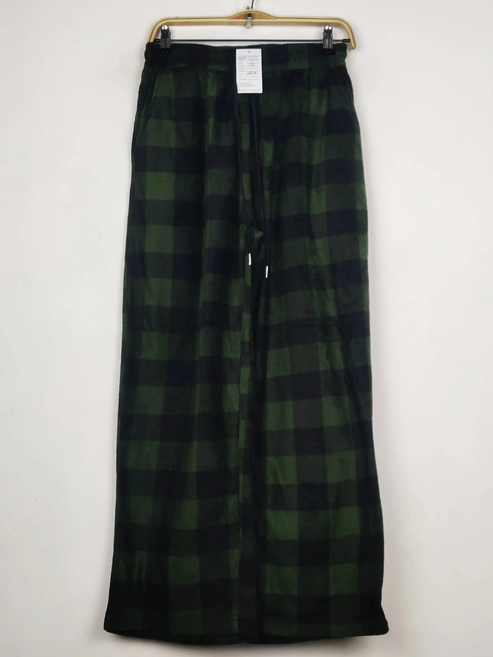 Buy online pre-used pre-loved 100% authentic & Original branded Unknown Brand (WMT-432) available in Pakistan. Top international brands avilable.